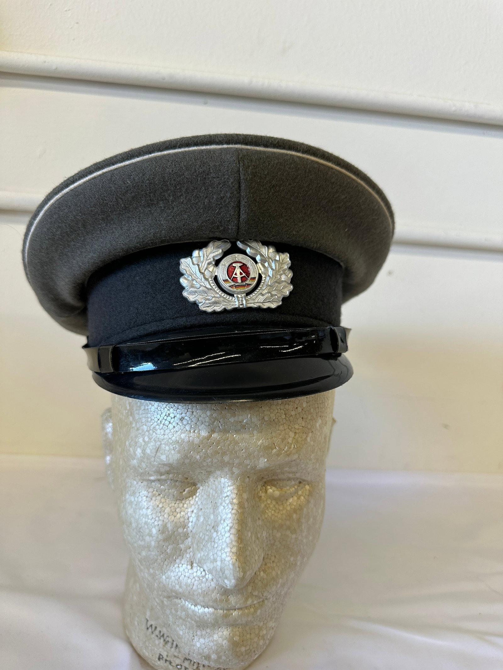 East German NVA Officer Peaked Visor Cap with DDR Cockade Badge Size 55: East German NVA Officer Peaked Visor Cap with DDR Cockade Badge Size 55