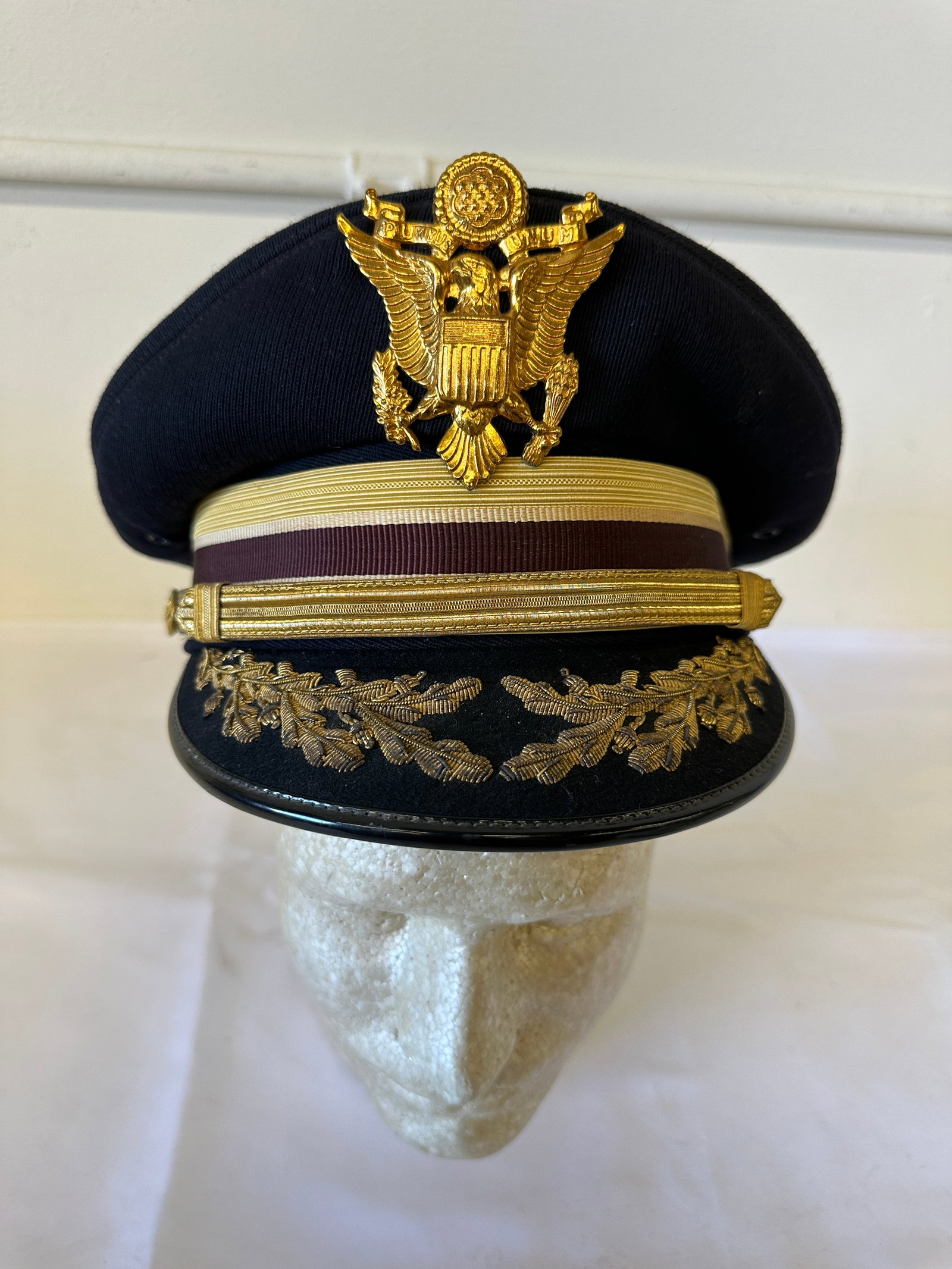 US Army General Officer Dress Uniform Visor Cap, Berkshire De Luxe, Gold Bullion (1 of 5)