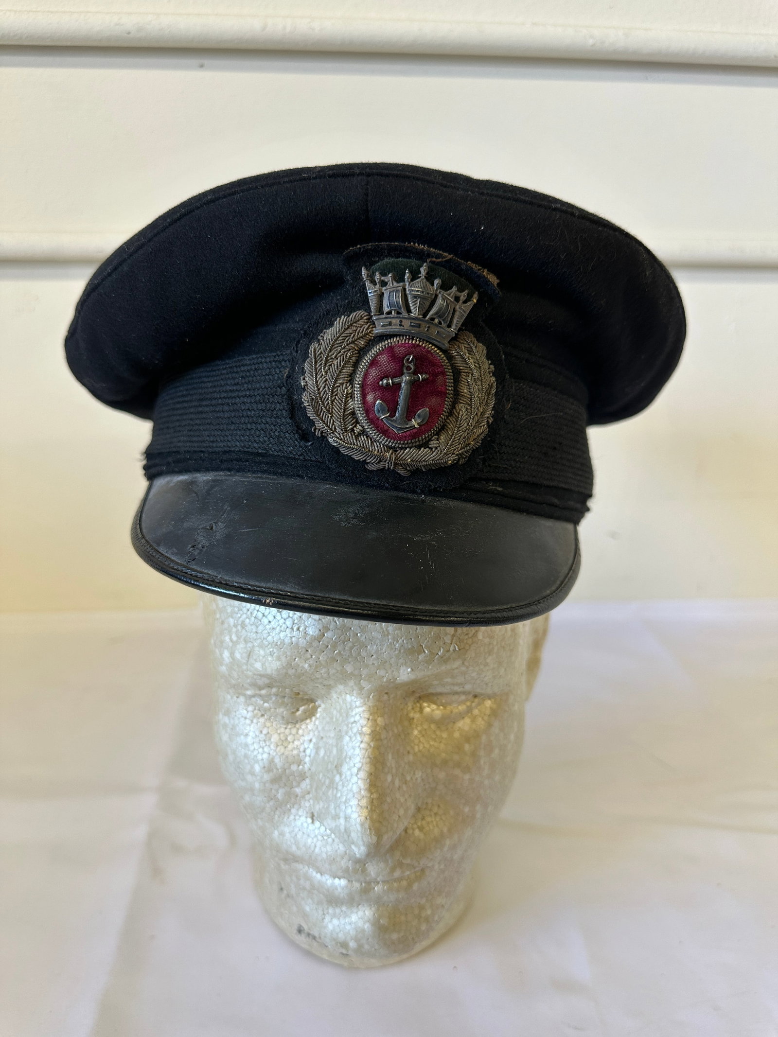 Antique British Merchant Navy Officer's peaked cap with bullion badge (1 of 5)