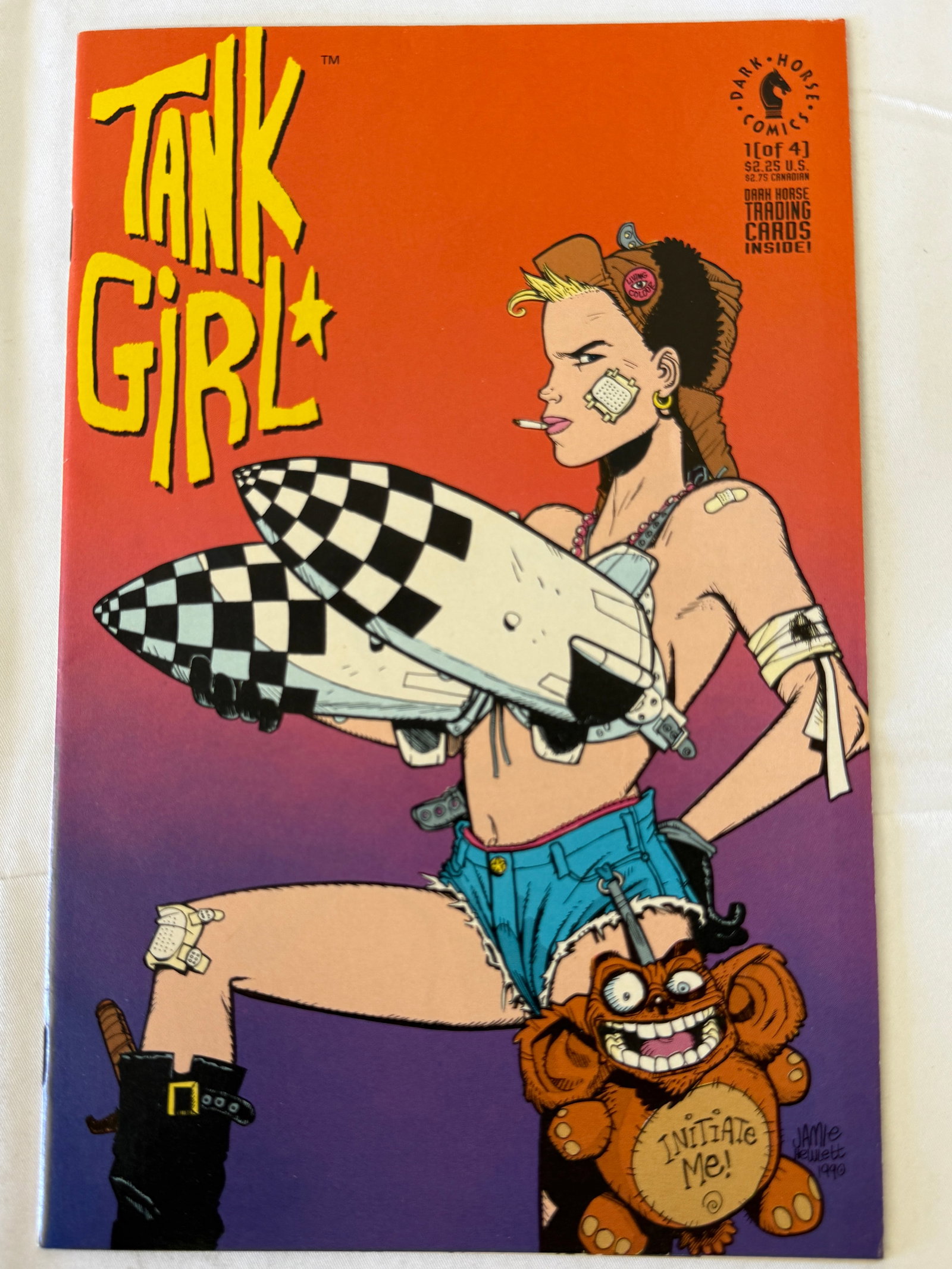 Tank Girl #1 Dark Horse Comics 1991 with Trading Cards Art Adams Signed: Tank Girl #1 Dark Horse Comics 1991 with Trading Cards Art Adams Signed