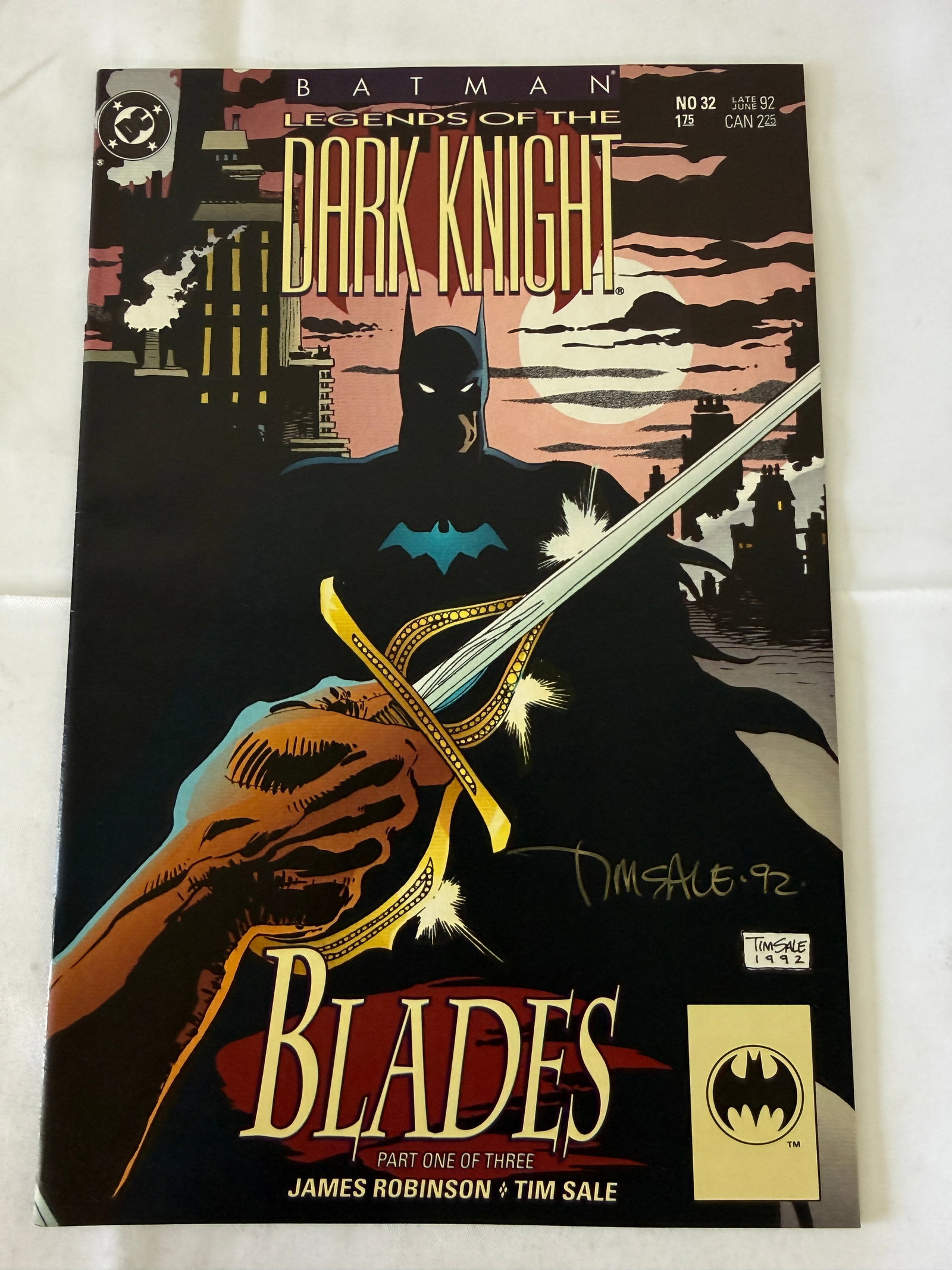 Batman Legends of the Dark Knight #32 Signed Tim Sale 1992 DC Comics w/Poster (1 of 3)