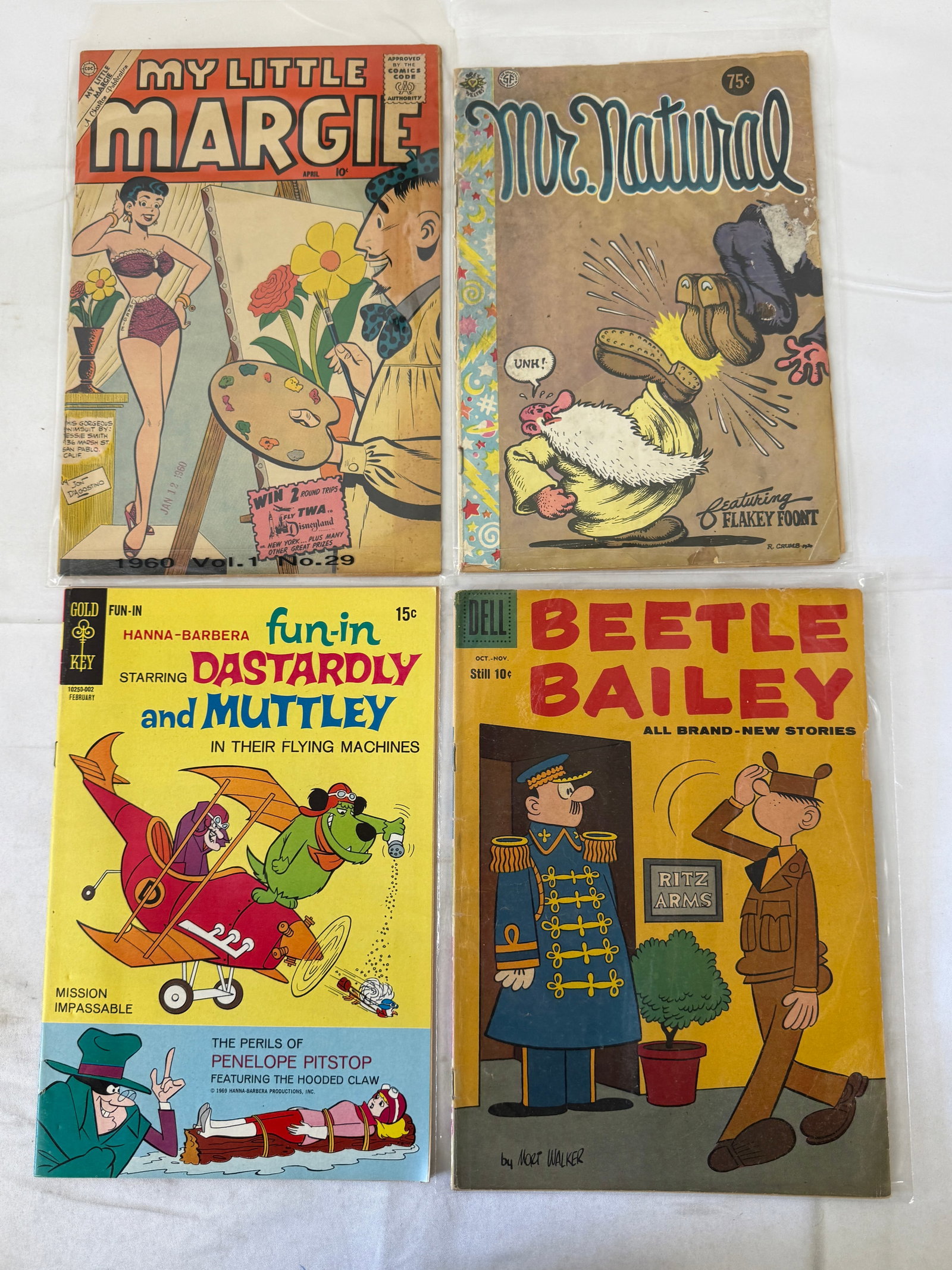 Vintage Comic Book Collection Lot: Vintage Comic Book Collection Lot