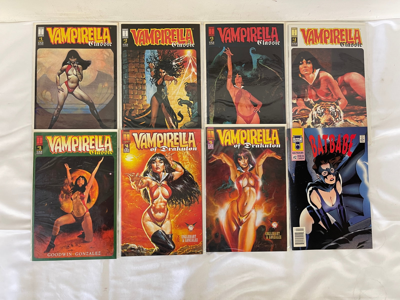 Vintage Comic Book Collection Lot: Vintage Comic Book Collection Lot