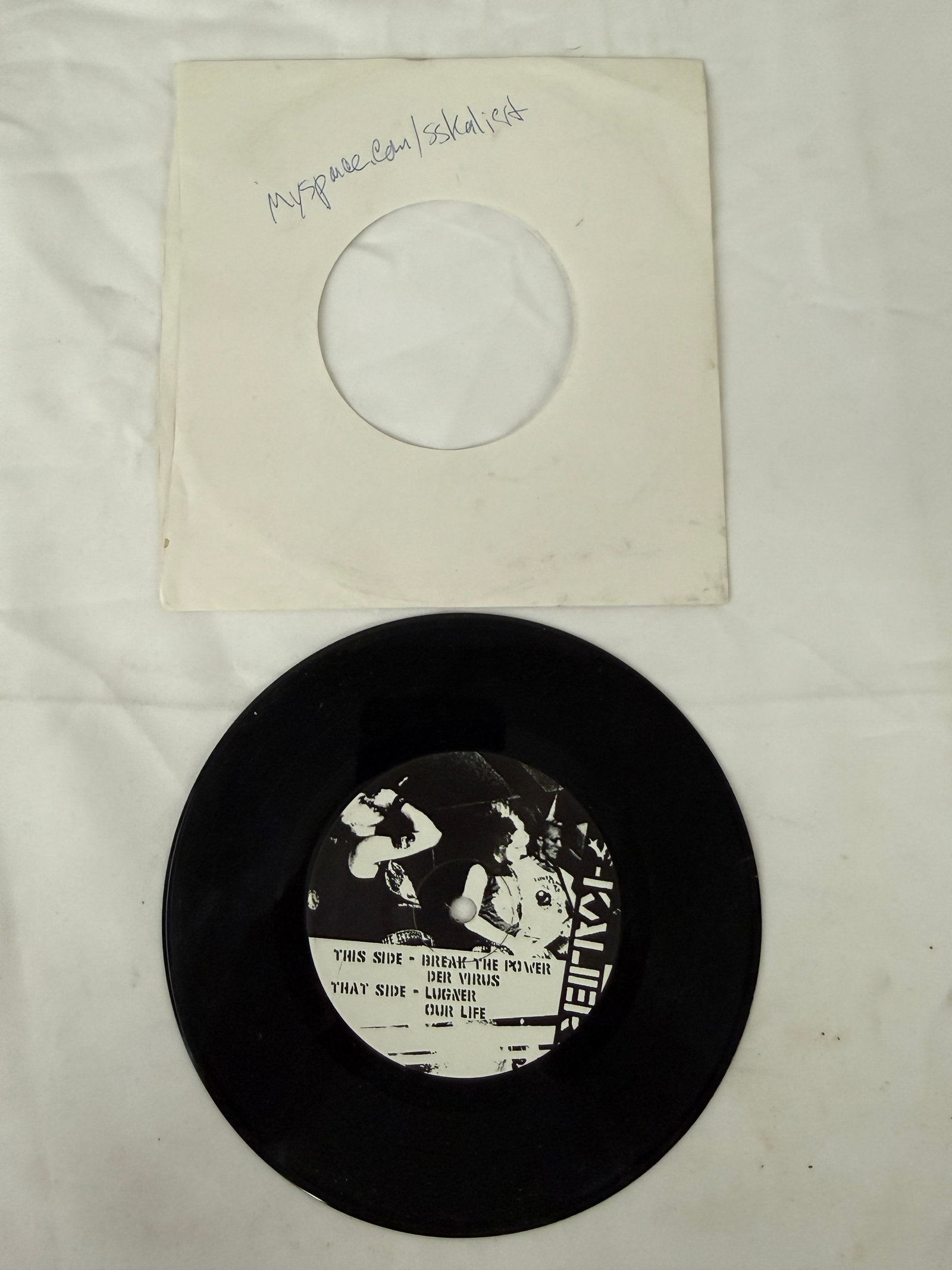 SS Kalica Punk Band 7" Vinyl 45 RPM EP - Break The Power / Der Virus / Lugner (1 of 3)