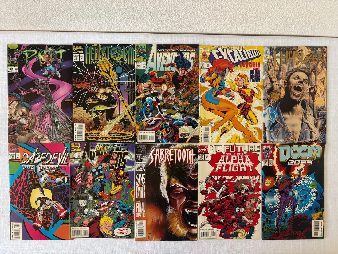Vintage Comic Book Collection Lot: Vintage Comic Book Collection Lot