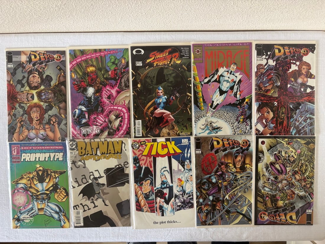 Vintage Comic Book Collection Lot: Vintage Comic Book Collection Lot