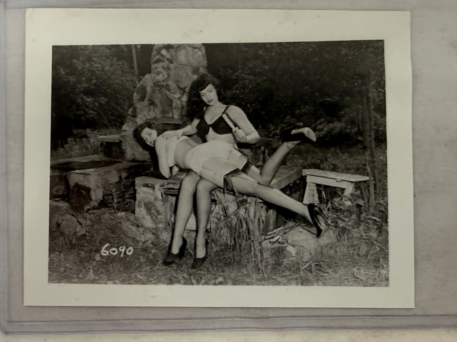 Vintage 1950s Original Irving Klaw Bettie Page 3x5 Erotic Photograph (1 of 2)