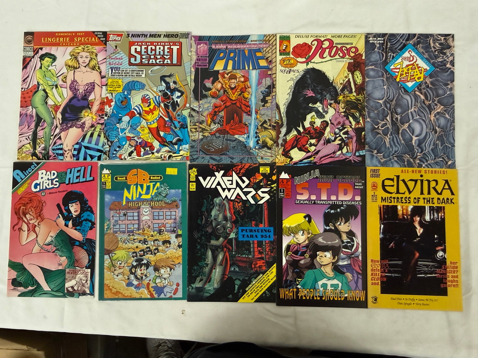 Vintage Comic Book Collection Lot: Vintage Comic Book Collection Lot