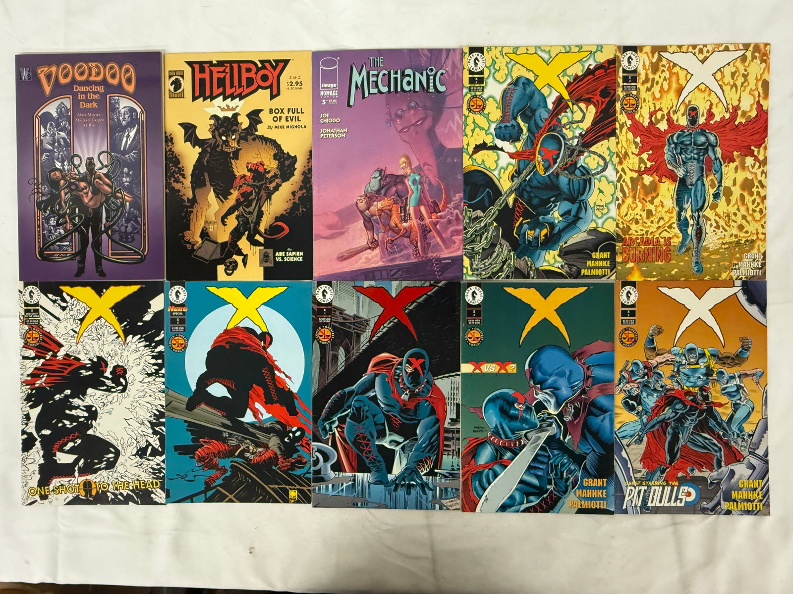 Vintage Comic Book Collection Lot: Vintage Comic Book Collection Lot