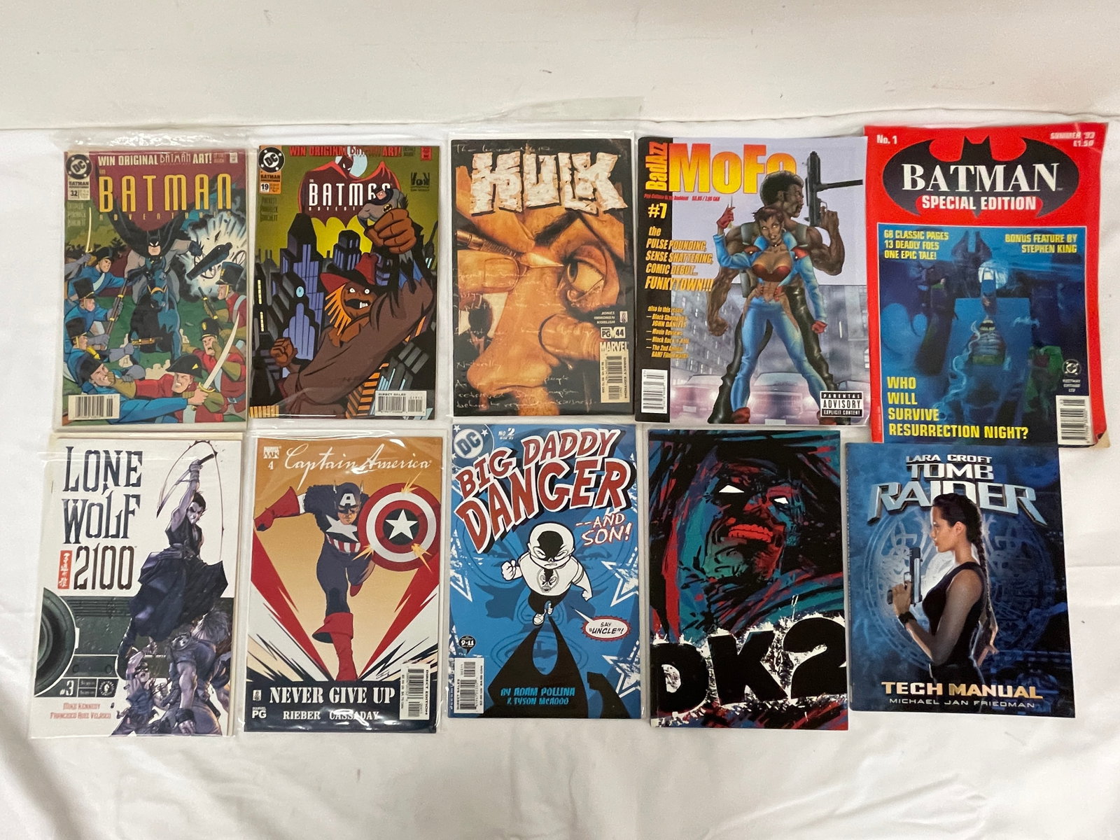Vintage Comic Book Collection Lot: Vintage Comic Book Collection Lot