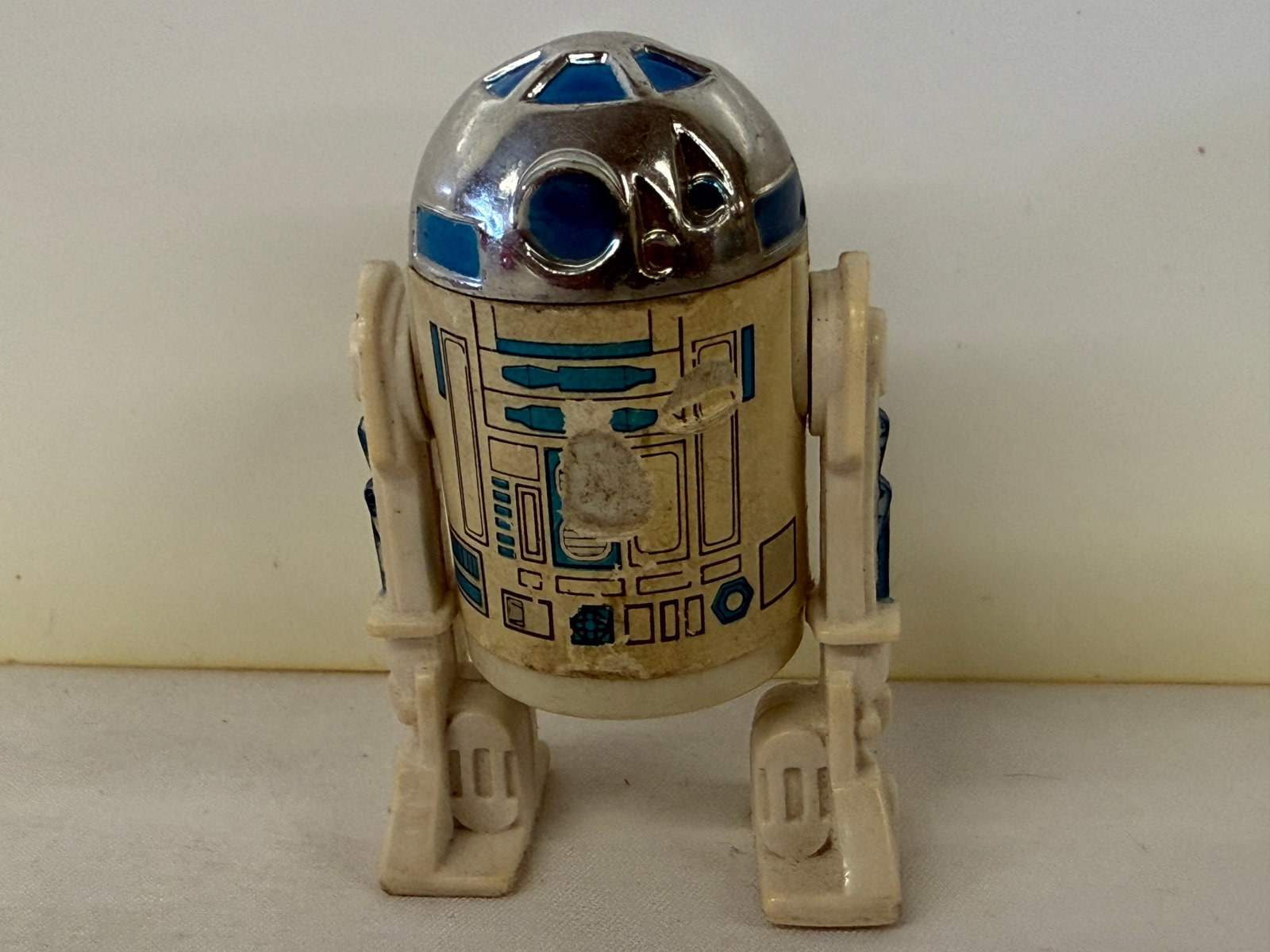 R2-D2 Star Wars Kenner Vintage Action Figure 1977 Hong Kong (1 of 3)