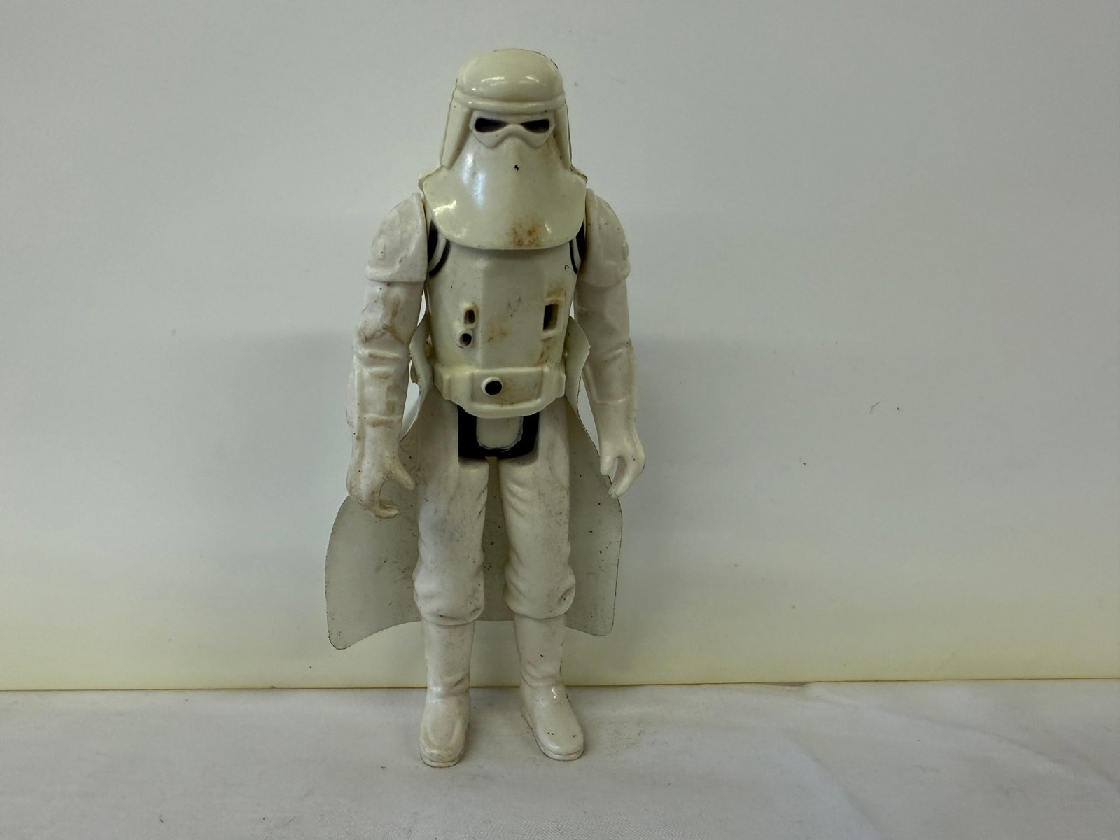 Imperial Snowtrooper Star Wars Vintage Kenner Action Figure 1980 Hong Kong (1 of 3)