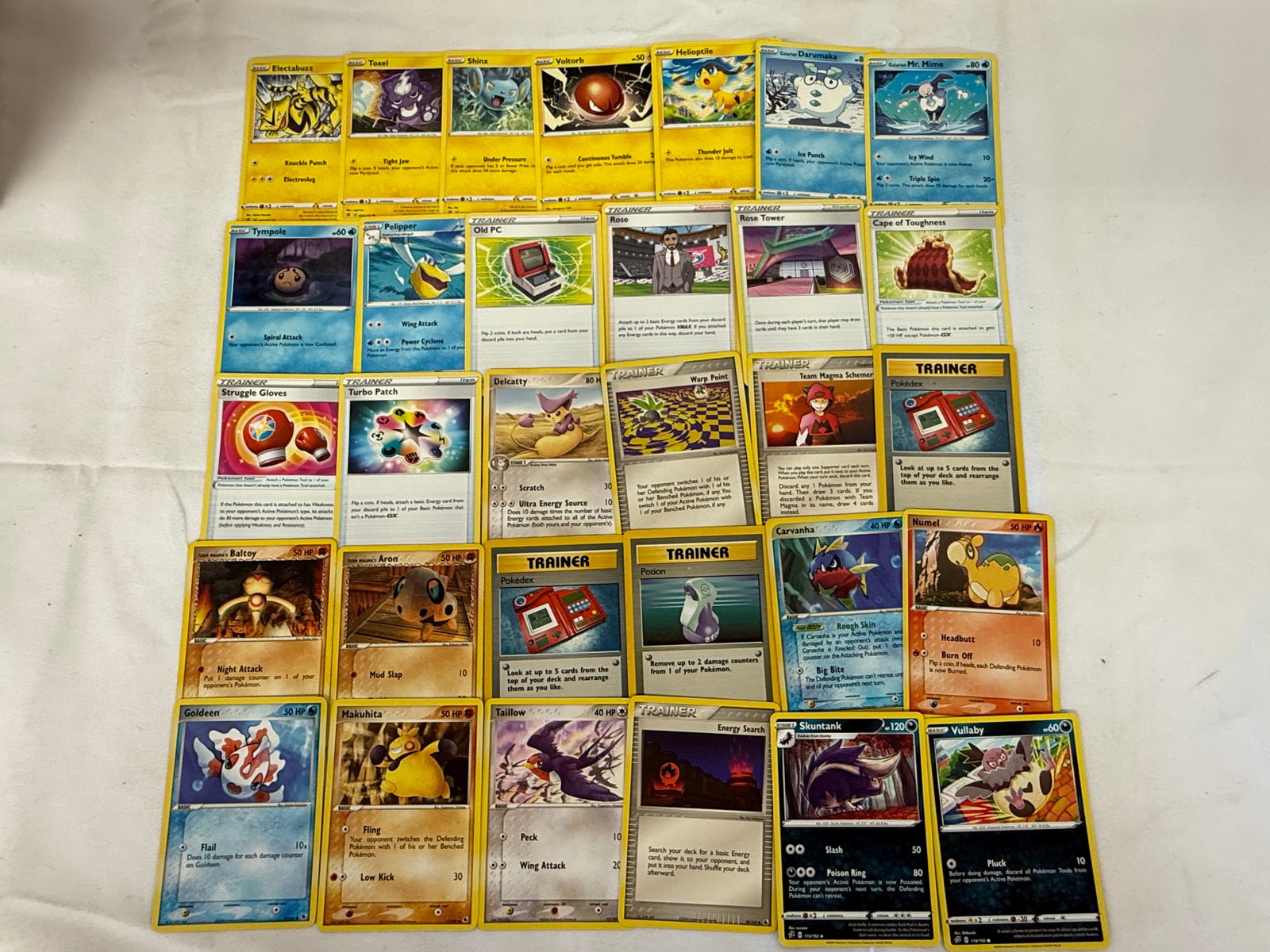 Big Lot of Vintage Pokemon Trading Cards (1 of 6)
