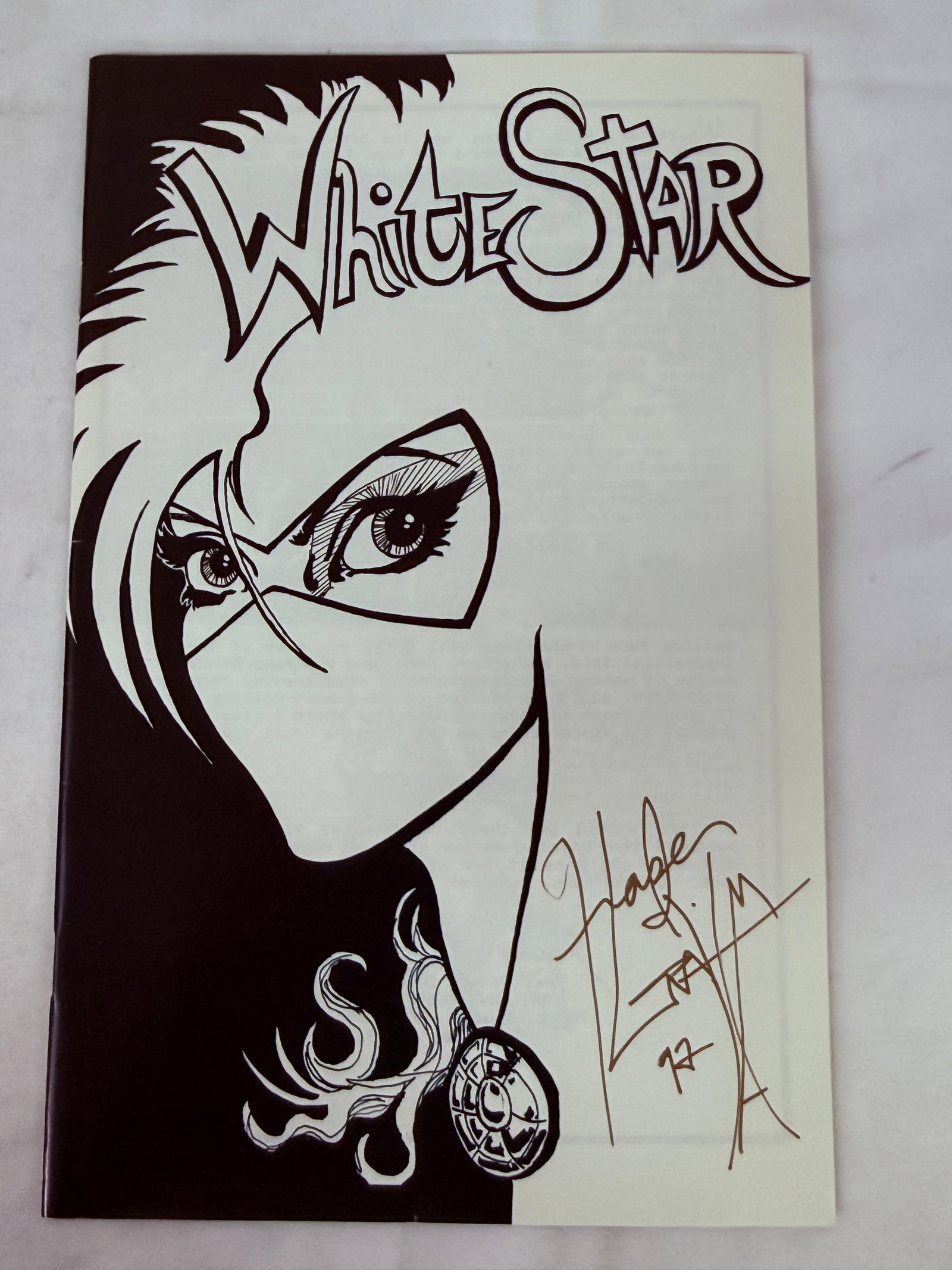 White Star Comic Signed Sketch Cover & ETT #1 Indie Comics Bundle: White Star Comic Signed Sketch Cover & ETT #1 Indie Comics Bundle
