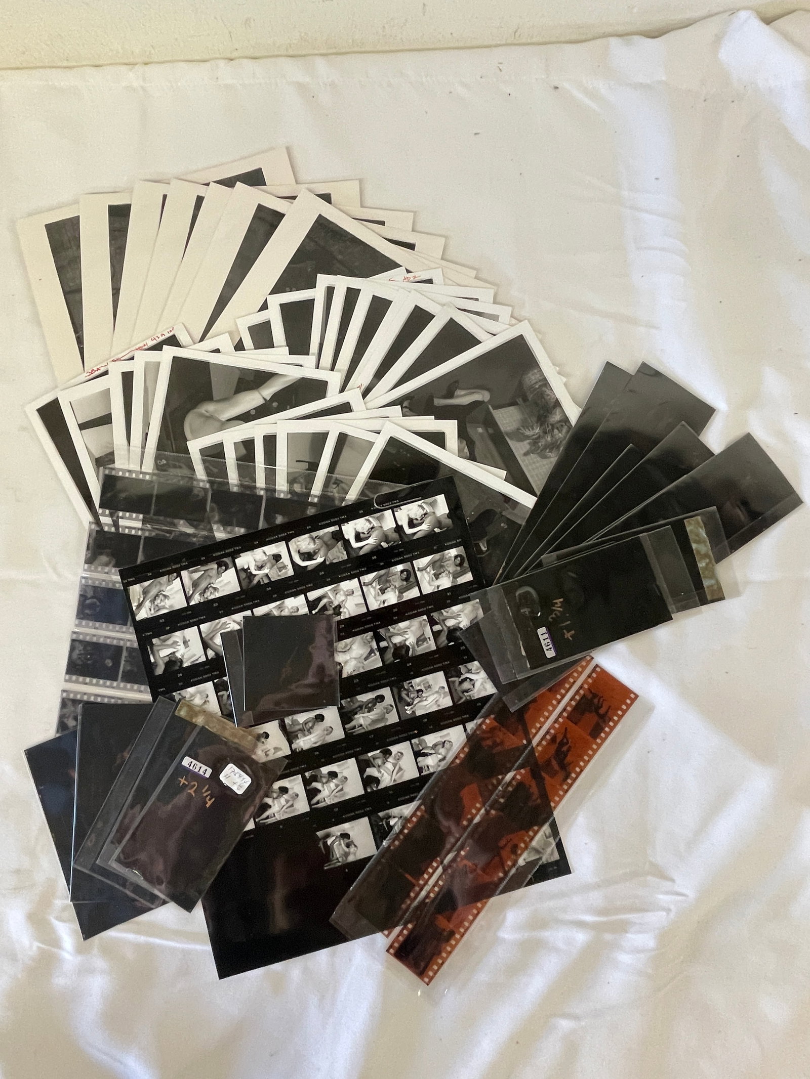 Vintage Female Risque Erotic Photos, Slides and Contact Sheets: Vintage Female Risque Erotic Photos, Slides and Contact Sheets