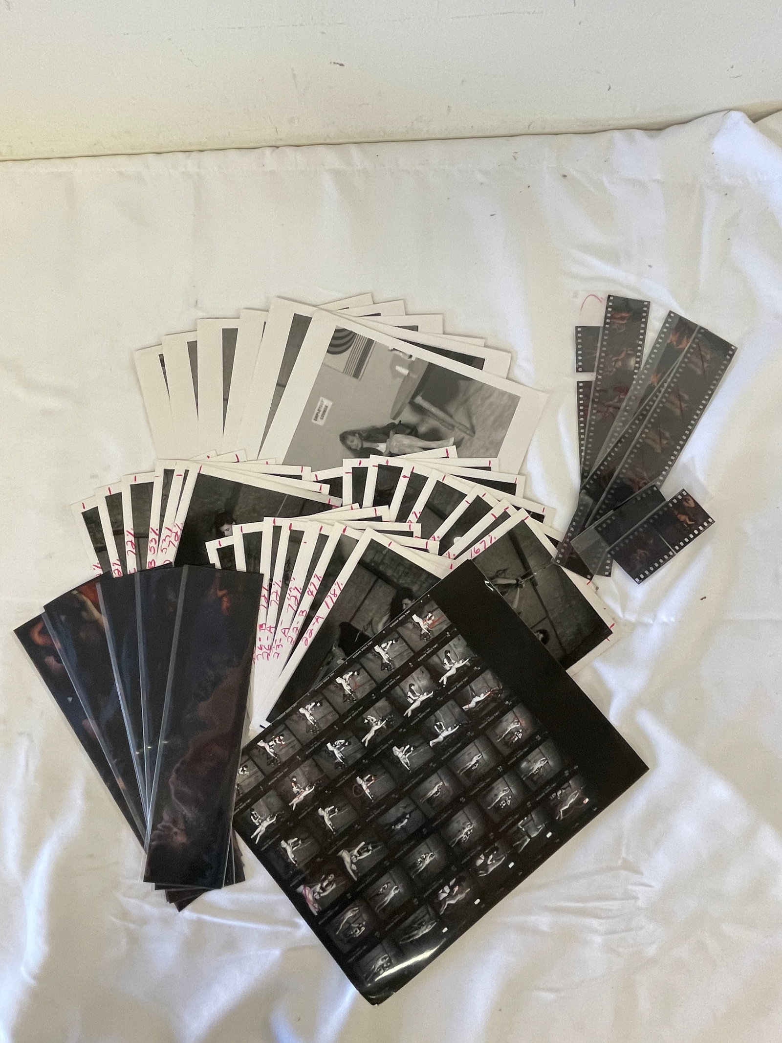 Vintage Female Risque Erotic Photos, Slides and Contact Sheets: Vintage Female Risque Erotic Photos, Slides and Contact Sheets