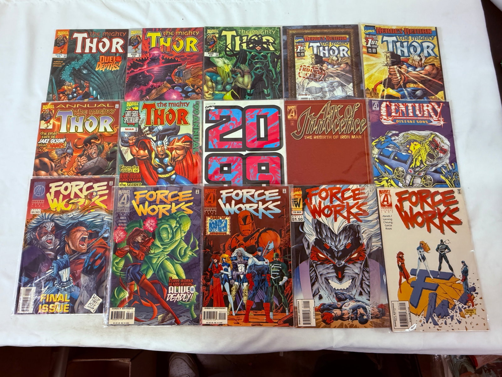 Vintage Comic Book Collection Lot: Vintage Comic Book Collection Lot