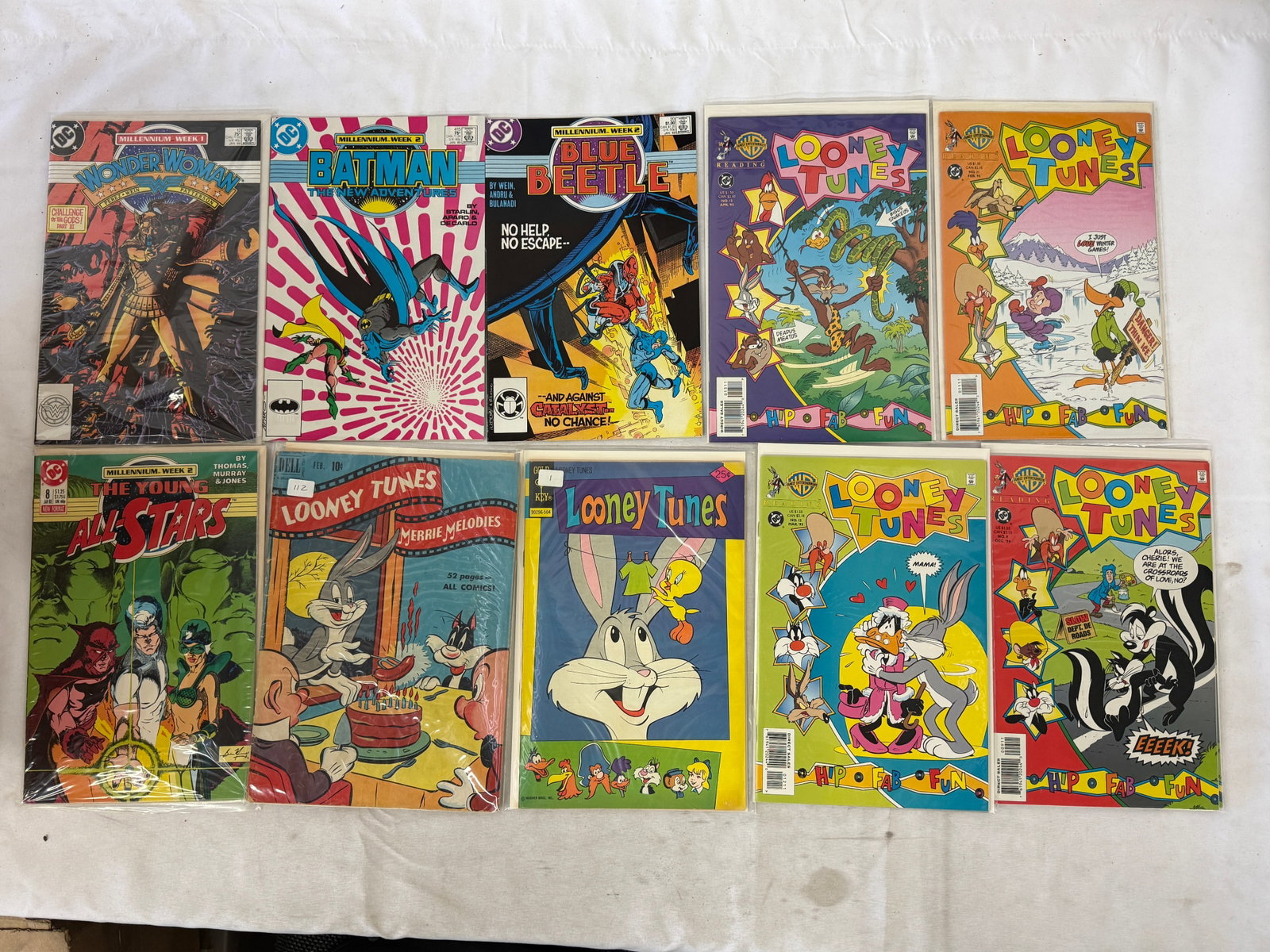 Vintage Comic Book Collection Lot: Vintage Comic Book Collection Lot