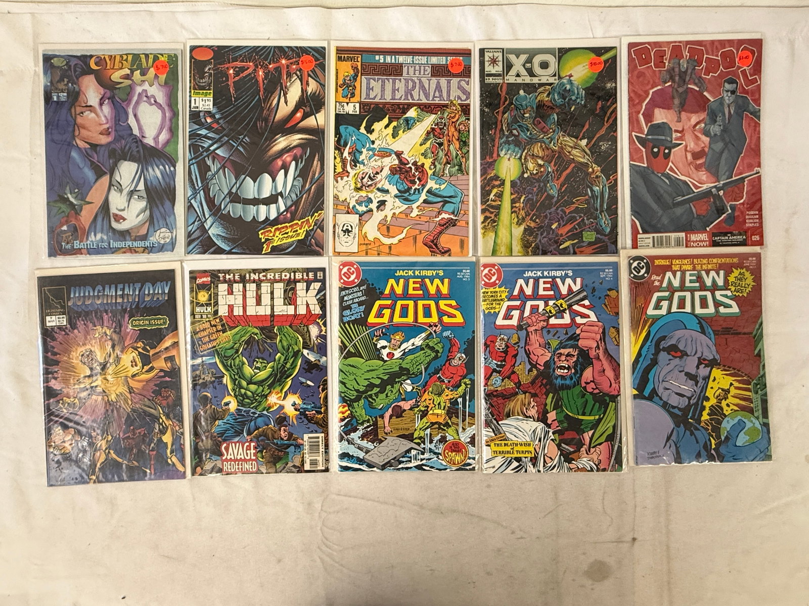 Vintage Comic Book Collection Lot: Vintage Comic Book Collection Lot
