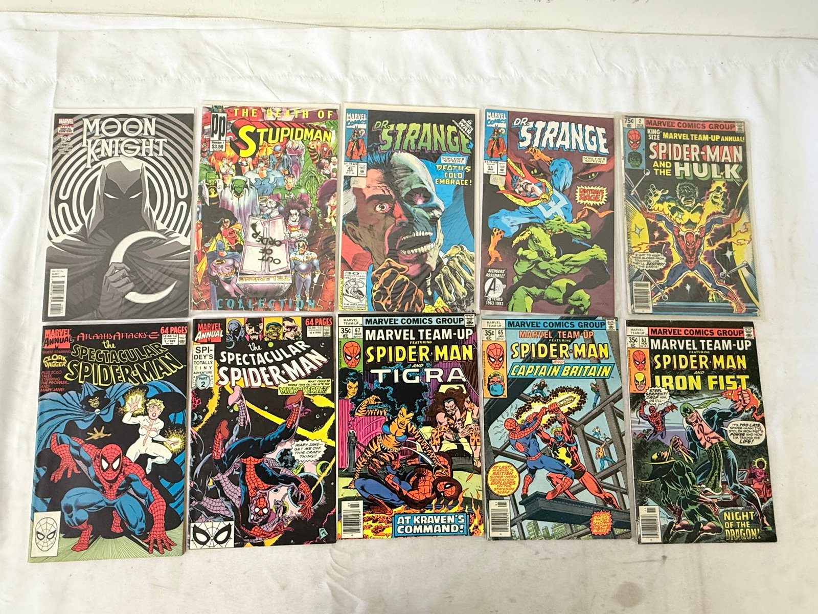 Vintage Comic Book Collection Lot: Vintage Comic Book Collection Lot