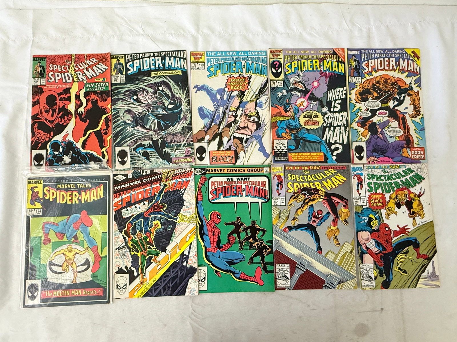 Vintage Comic Book Collection Lot: Vintage Comic Book Collection Lot