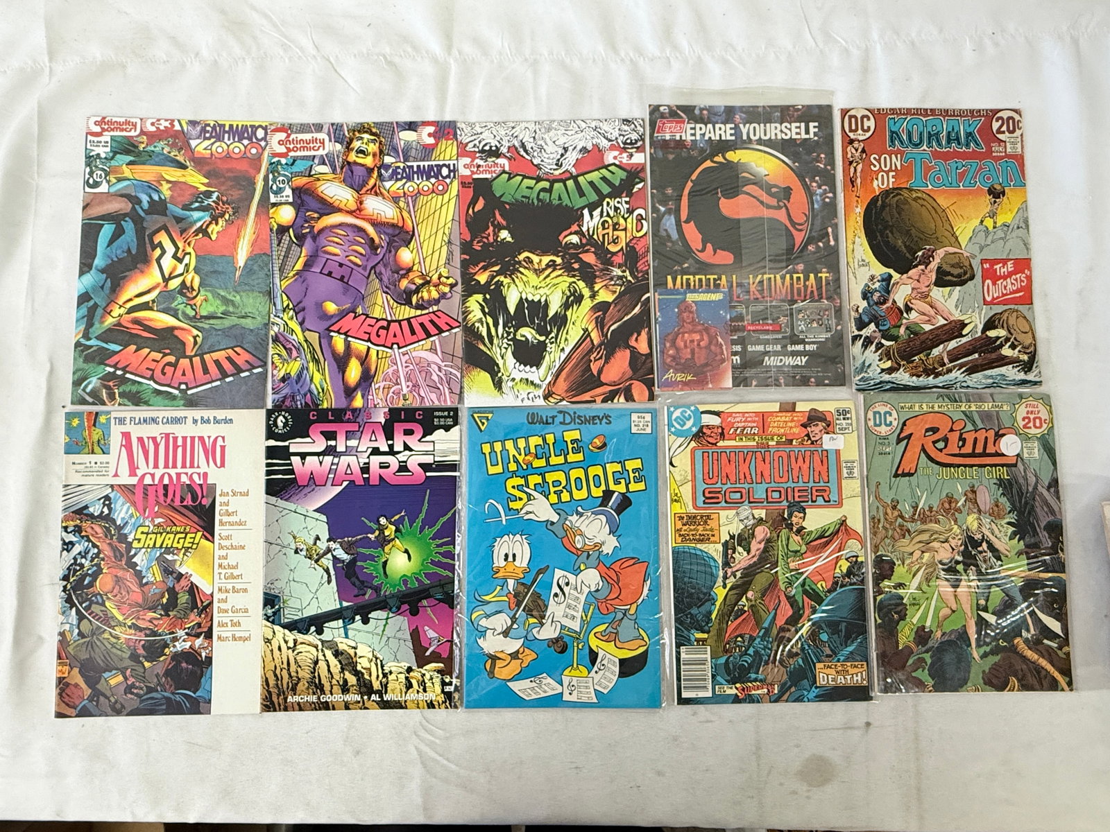 Vintage Comic Book Collection Lot: Vintage Comic Book Collection Lot