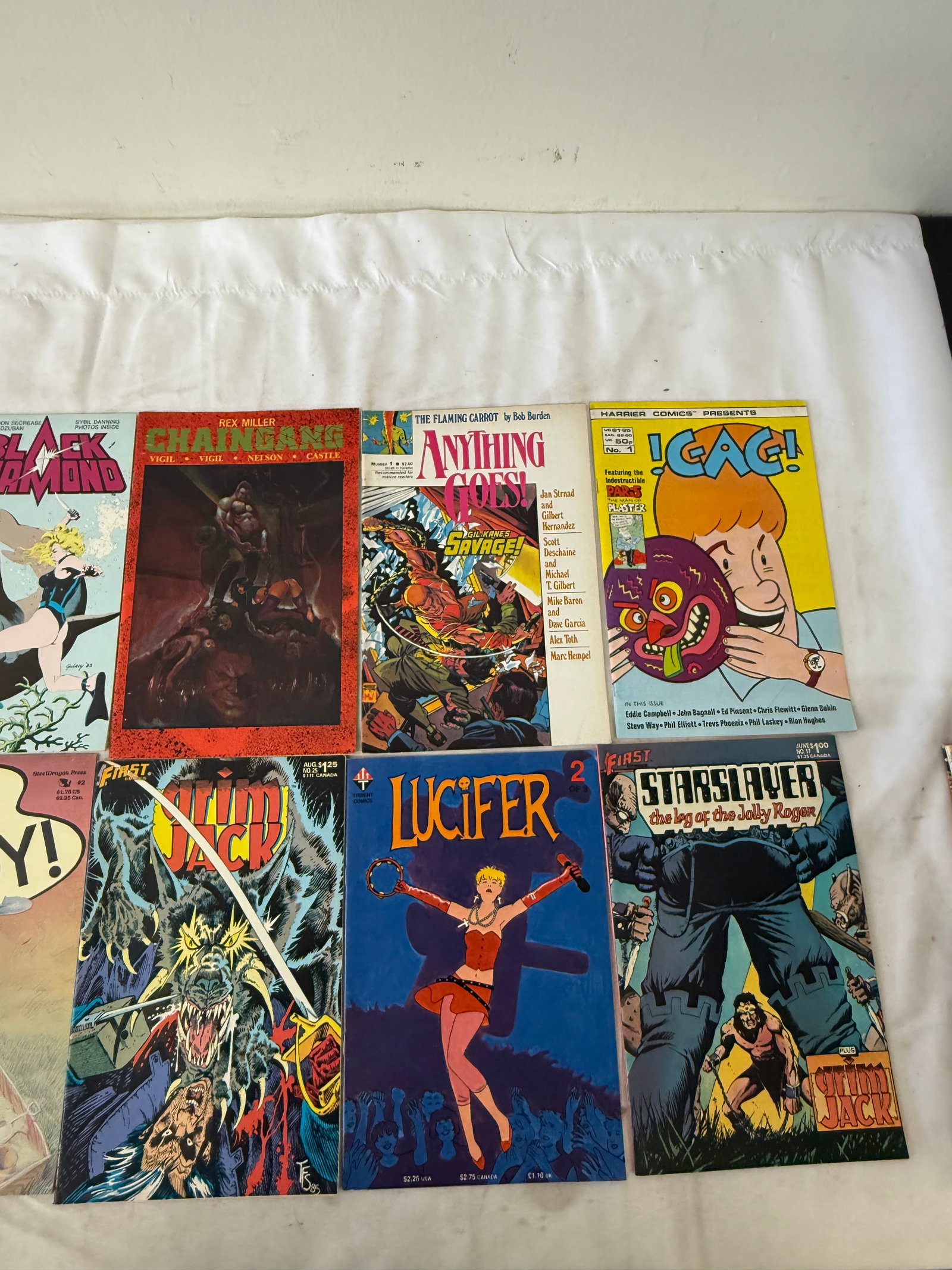 Vintage Comic Book Collection Lot: Vintage Comic Book Collection Lot