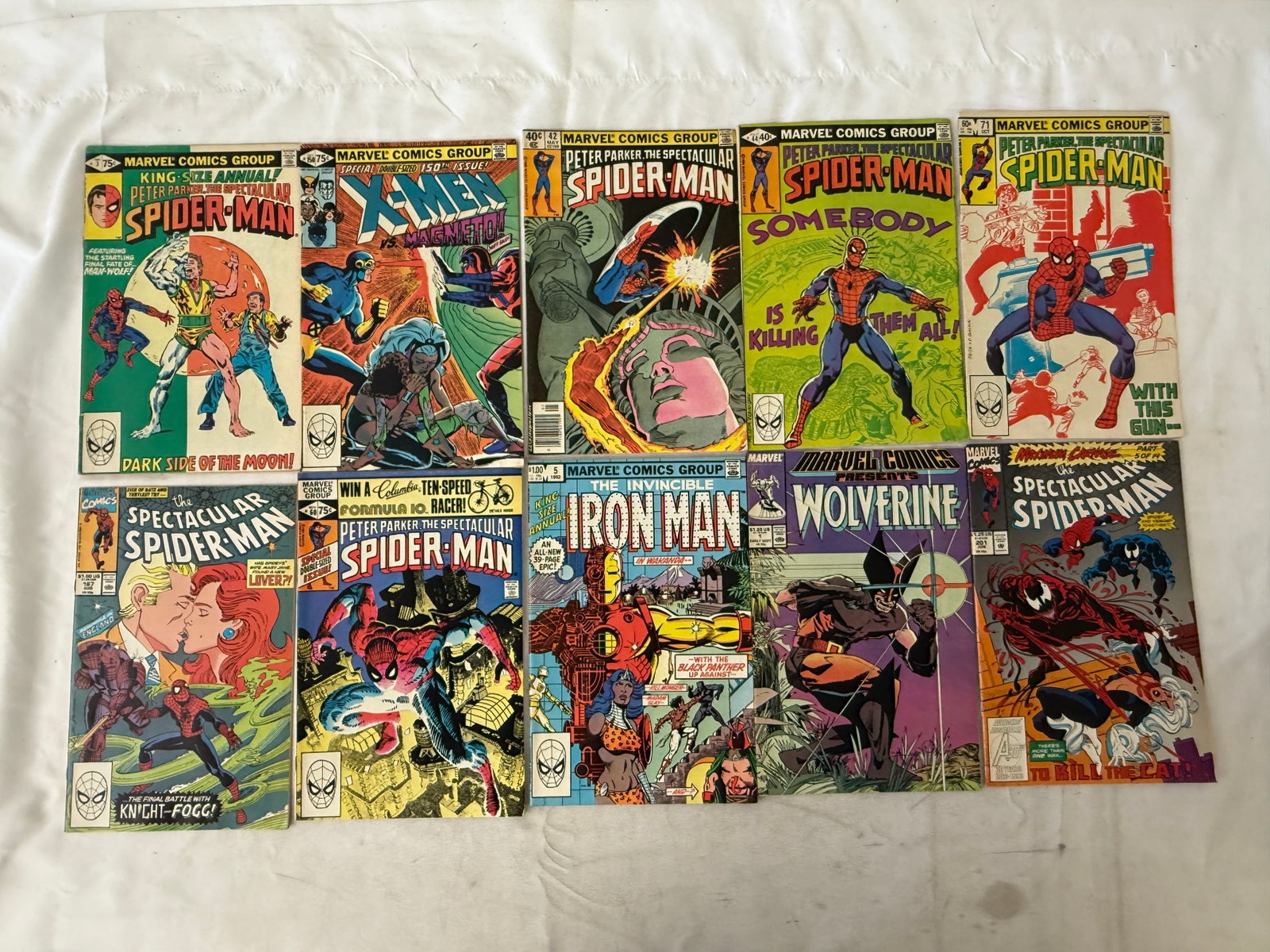 Vintage Comic Book Collection Lot: Vintage Comic Book Collection Lot