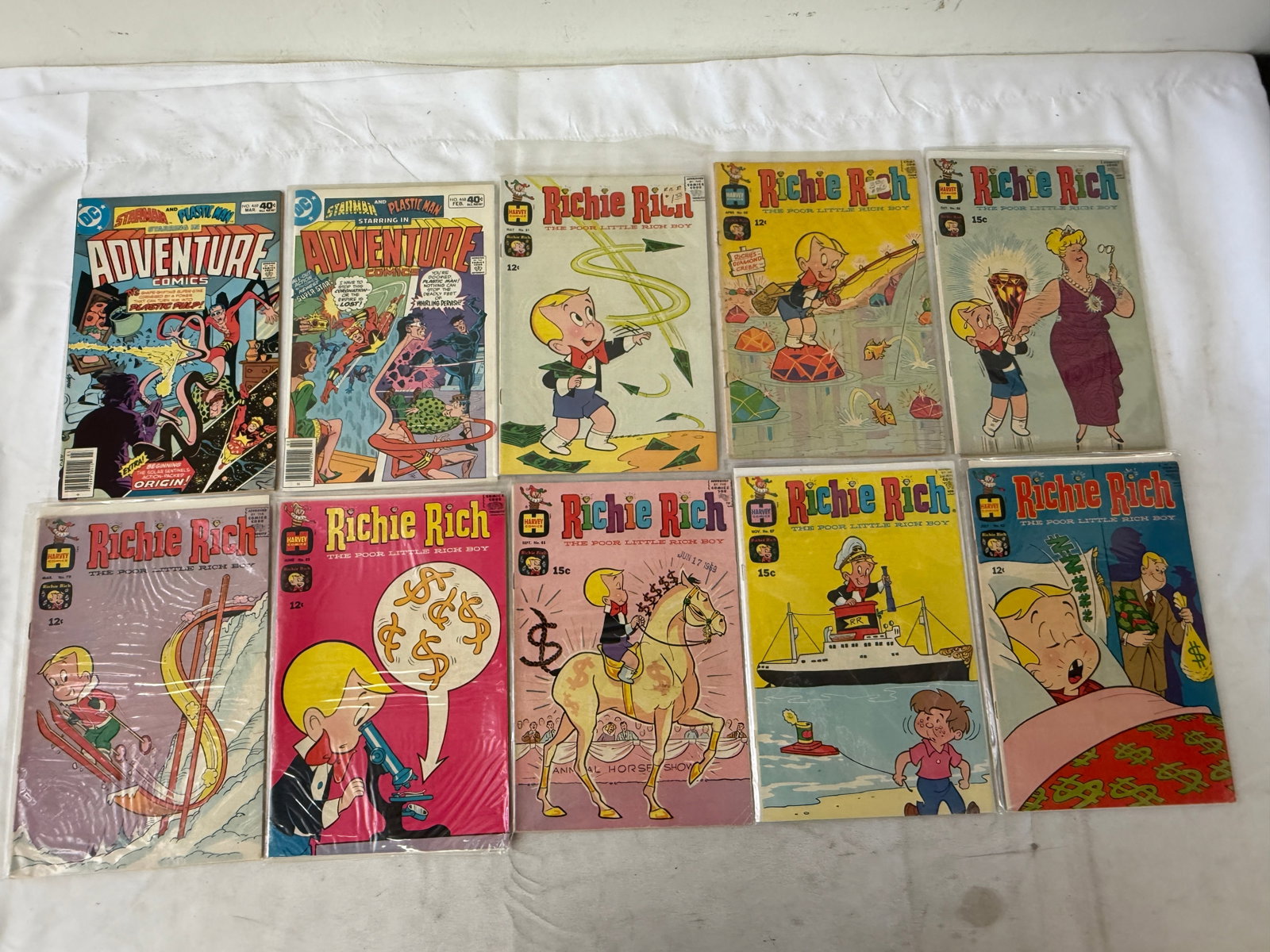 Vintage Comic Book Collection Lot: Vintage Comic Book Collection Lot
