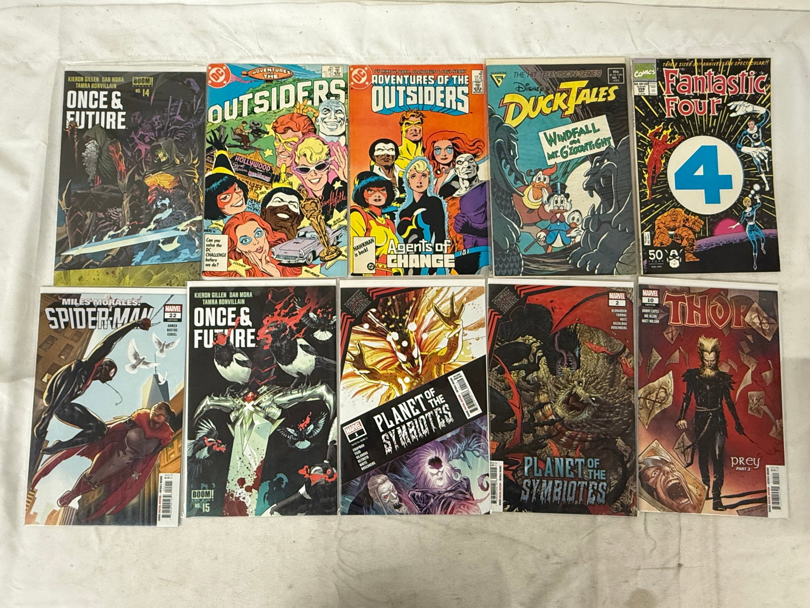 Vintage Comic Book Collection Lot: Vintage Comic Book Collection Lot