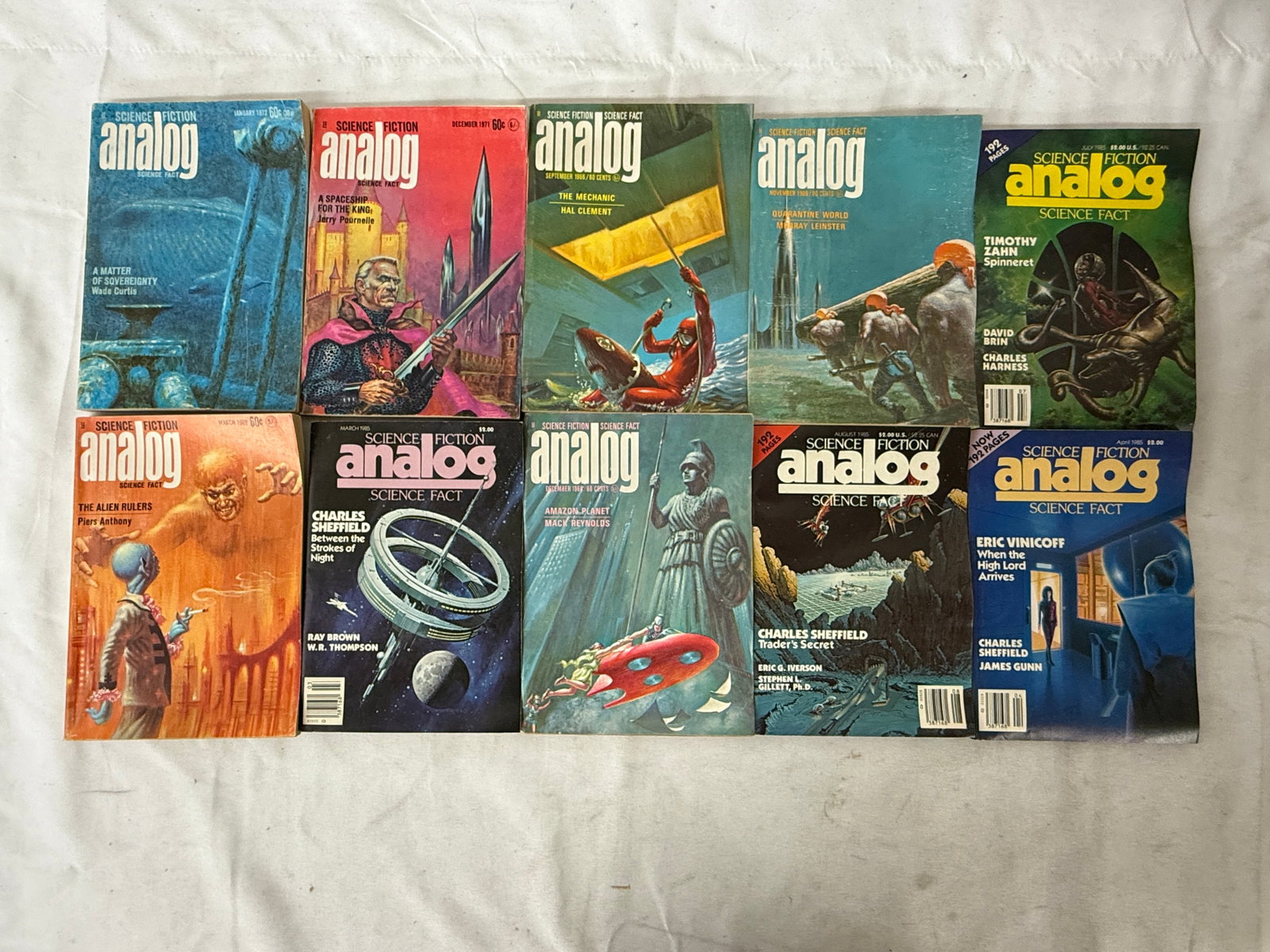 Vintage Analog Sci-Fi Magazine Collection Lot: Vintage Analog Sci-Fi Magazine Collection Lot