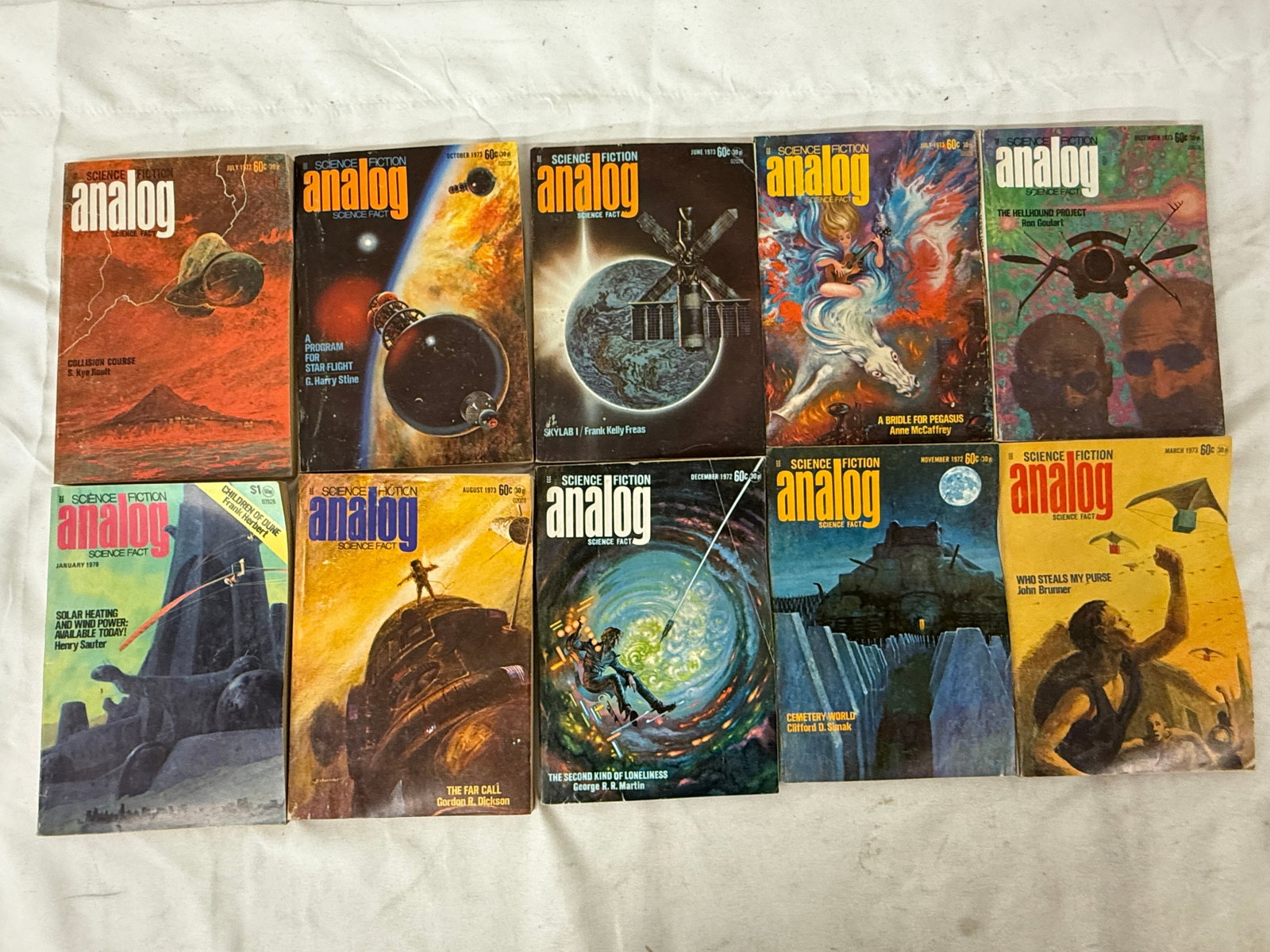Vintage Analog Sci-Fi Magazine Collection Lot: Vintage Analog Sci-Fi Magazine Collection Lot