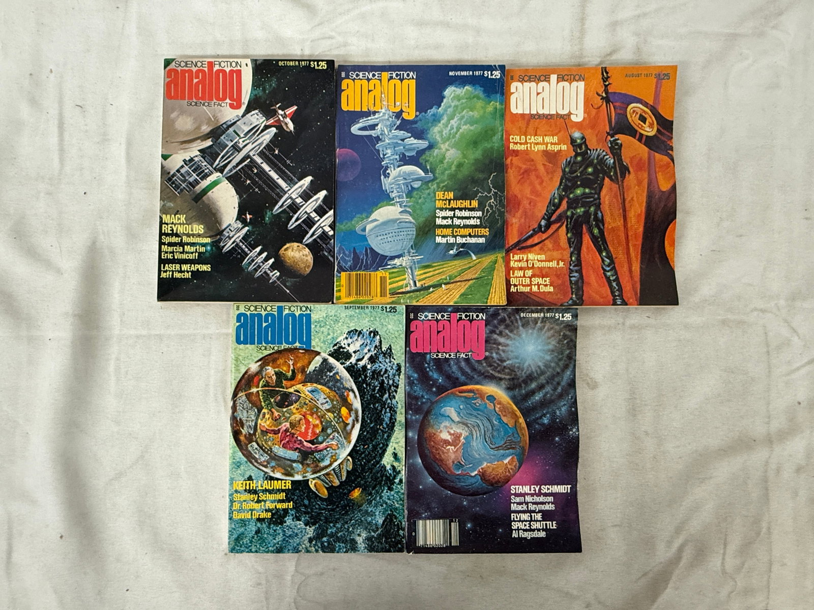 Vintage Analog Sci-Fi Magazine Collection Lot: Vintage Analog Sci-Fi Magazine Collection Lot