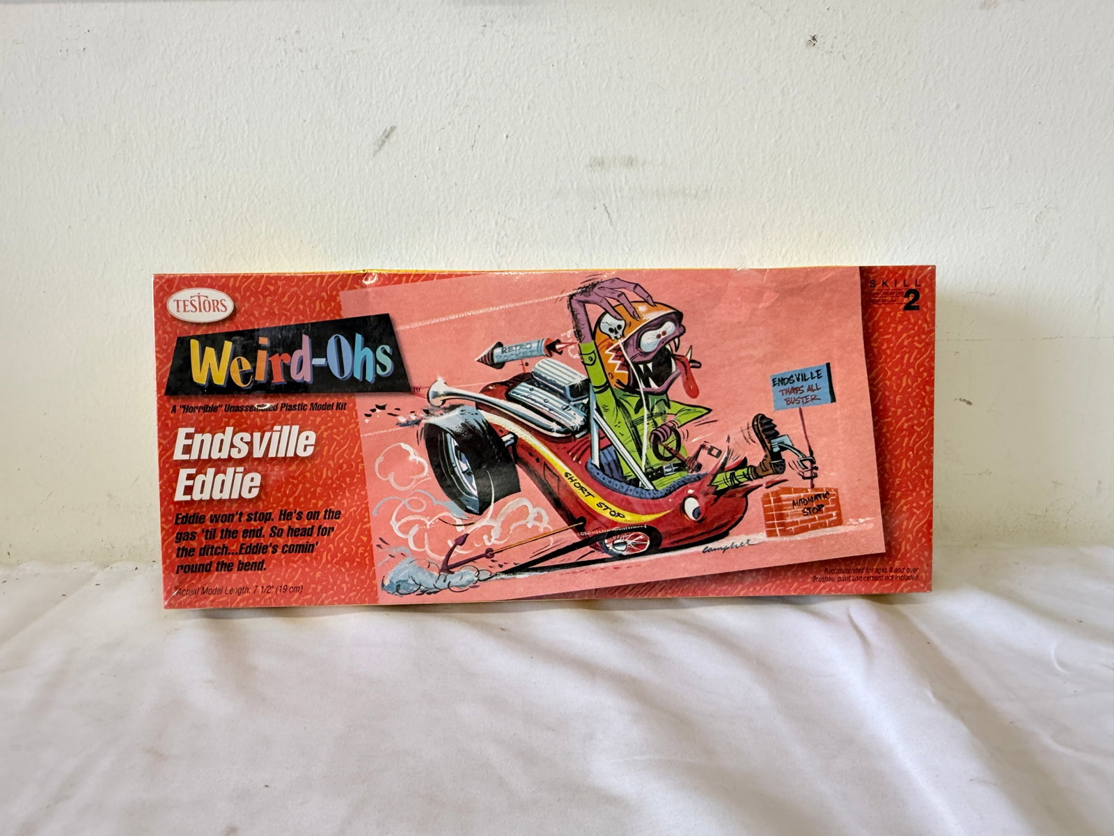 Testors Weird-Ohs Endsville Eddie No. 737 Unassembled Plastic Model Kit (1 of 5)