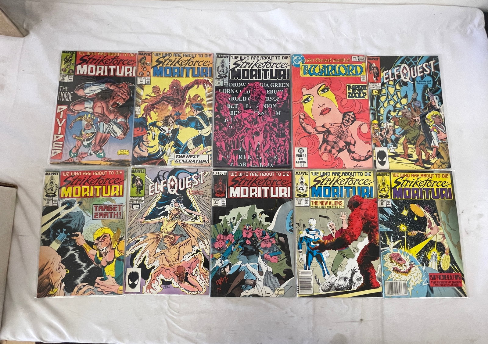 Vintage Comic Book Collection Lot: Vintage Comic Book Collection Lot