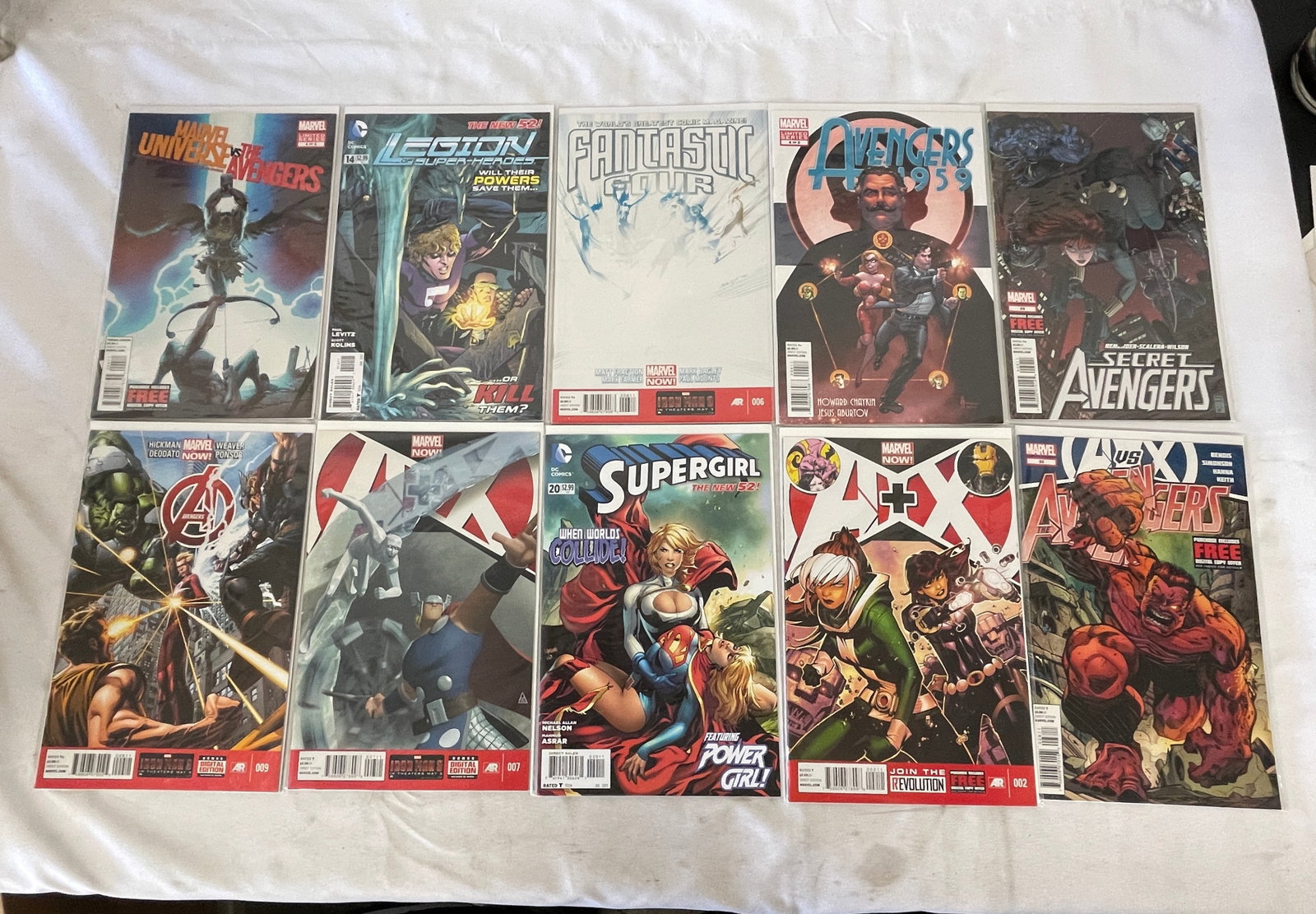 Vintage Comic Book Collection Lot: Vintage Comic Book Collection Lot