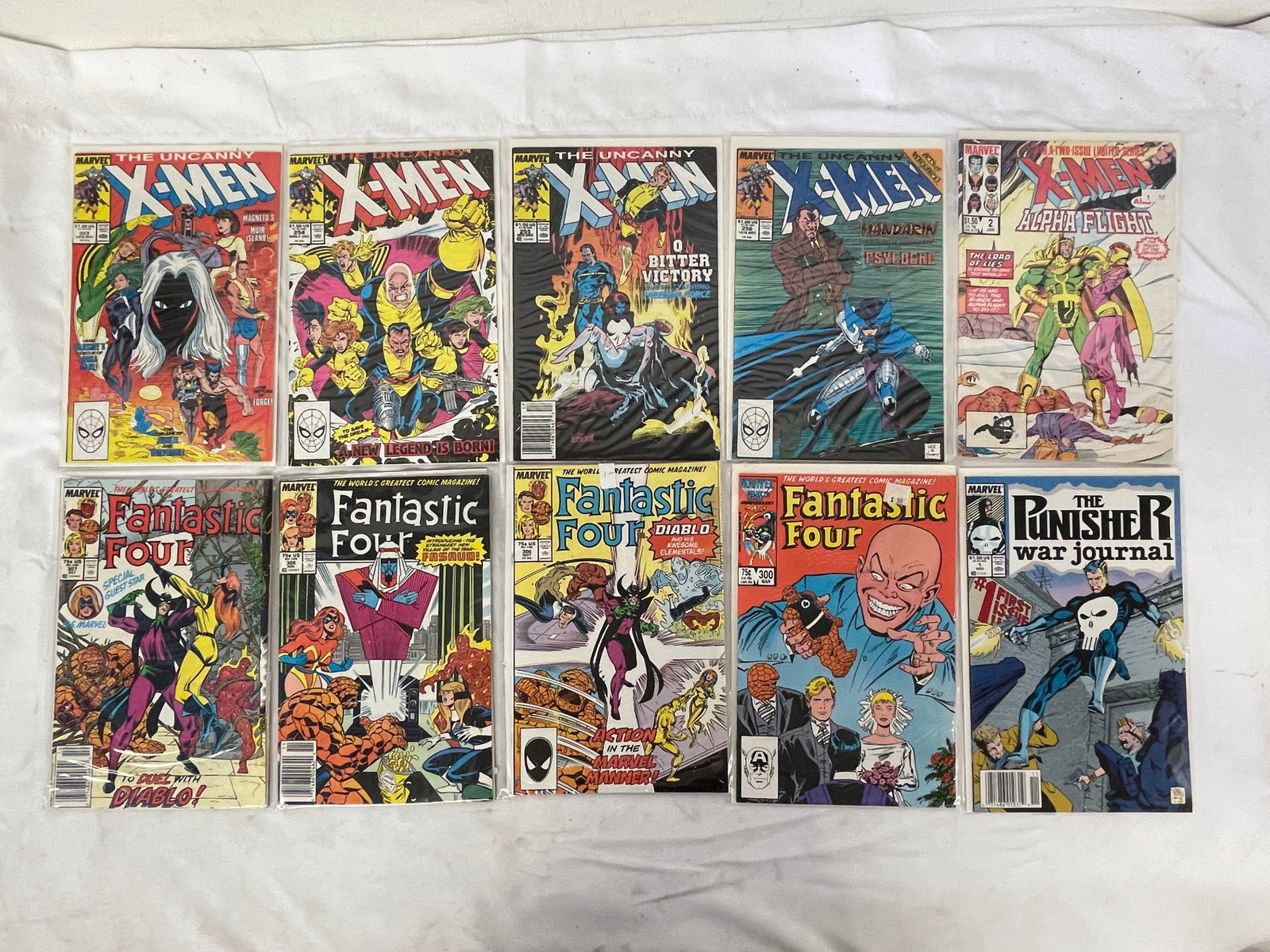 Vintage Comic Book Collection Lot: Vintage Comic Book Collection Lot