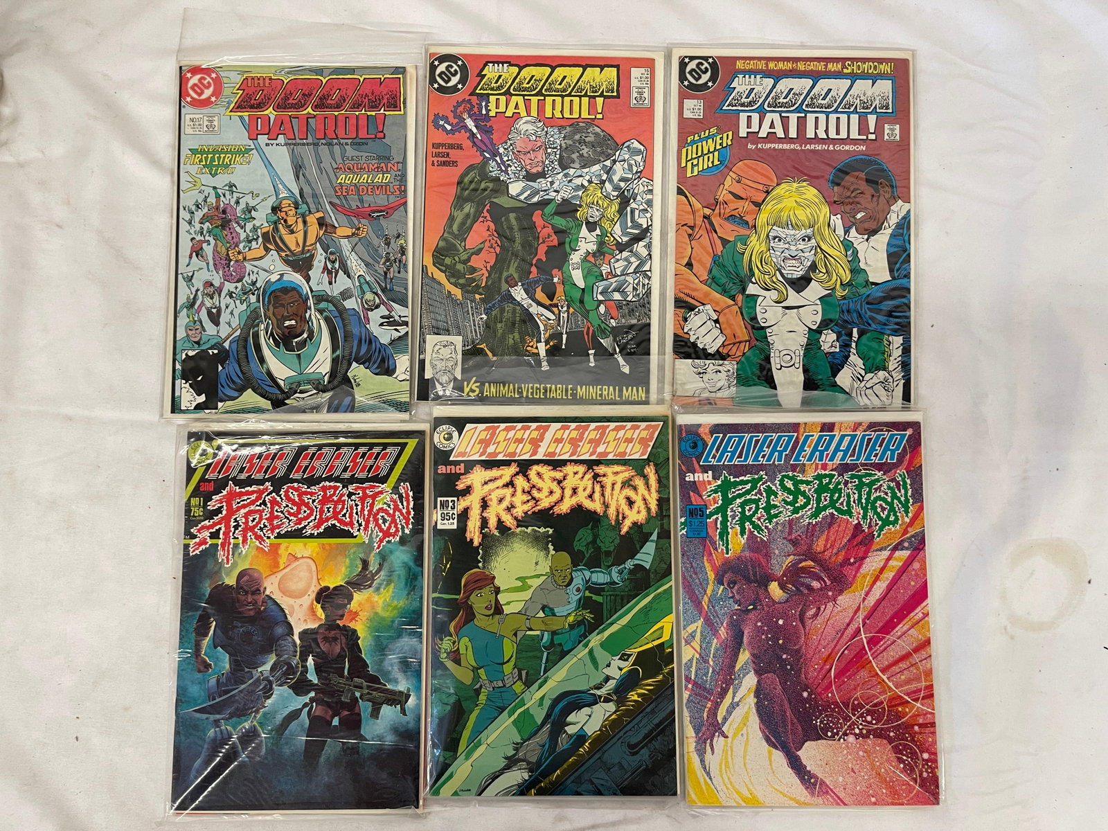 Vintage Comic Book Collection Lot: Vintage Comic Book Collection Lot