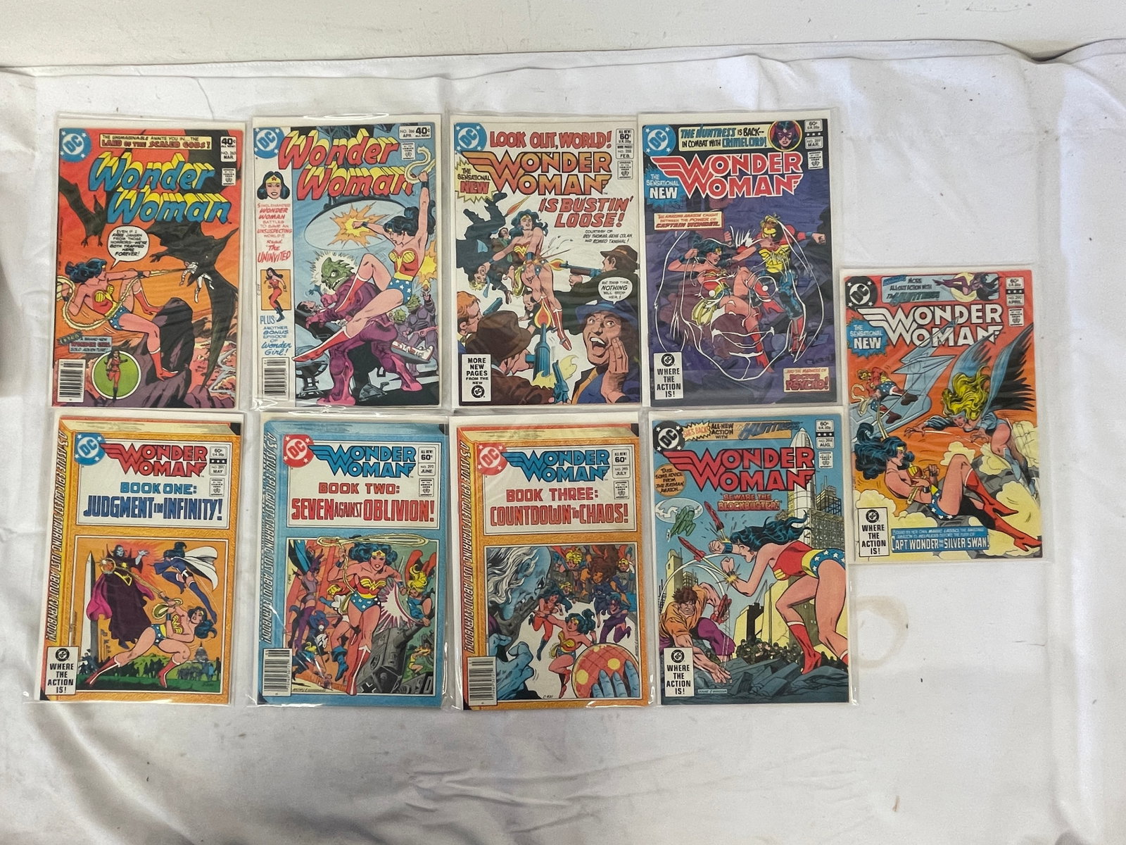 Vintage Comic Book Collection Lot: Vintage Comic Book Collection Lot