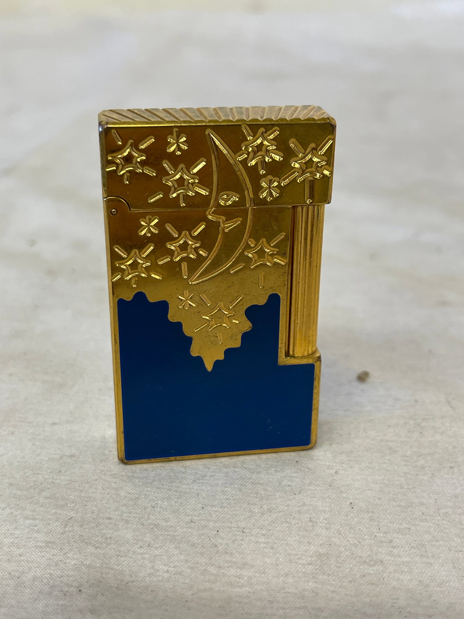 S.T. Dupont Paris Line 2 Blue Lacquer Gold-Plated Moon & Stars Lighter (1 of 4)