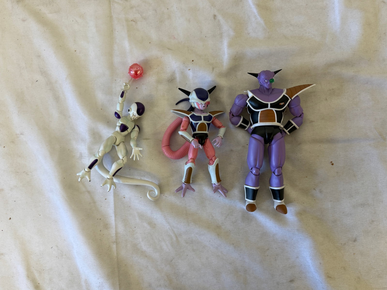 Dragon Ball Z S.H. Figuarts Frieza Final Form, 2nd Form & Captain Ginyu Set (1 of 5)