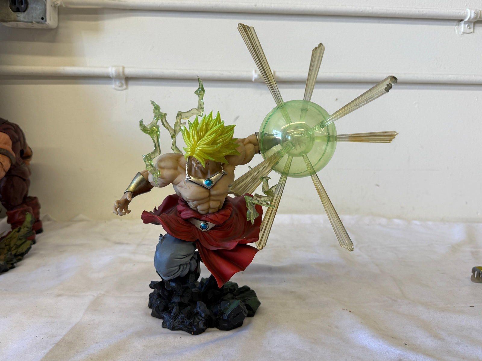 Broly Super Saiyan Dragon Ball Z Bandai Spirits FES Figure Statue (1 of 5)