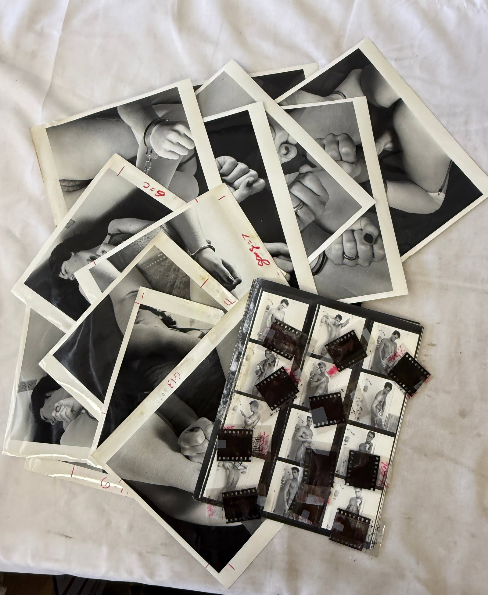Vintage Black and White Erotic Photos, Contact Sheets and Negatives: Vintage Black and White Erotic Photos, Contact Sheets and Negatives