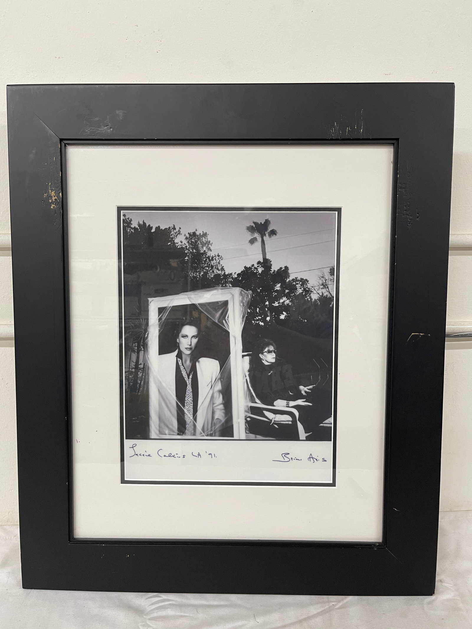 Jackie Collins Signed B&W Photograph LA 1991, Signed by Brian Aris, Framed: Jackie Collins Signed B&W Photograph LA 1991, Signed by Brian Aris, Framed
