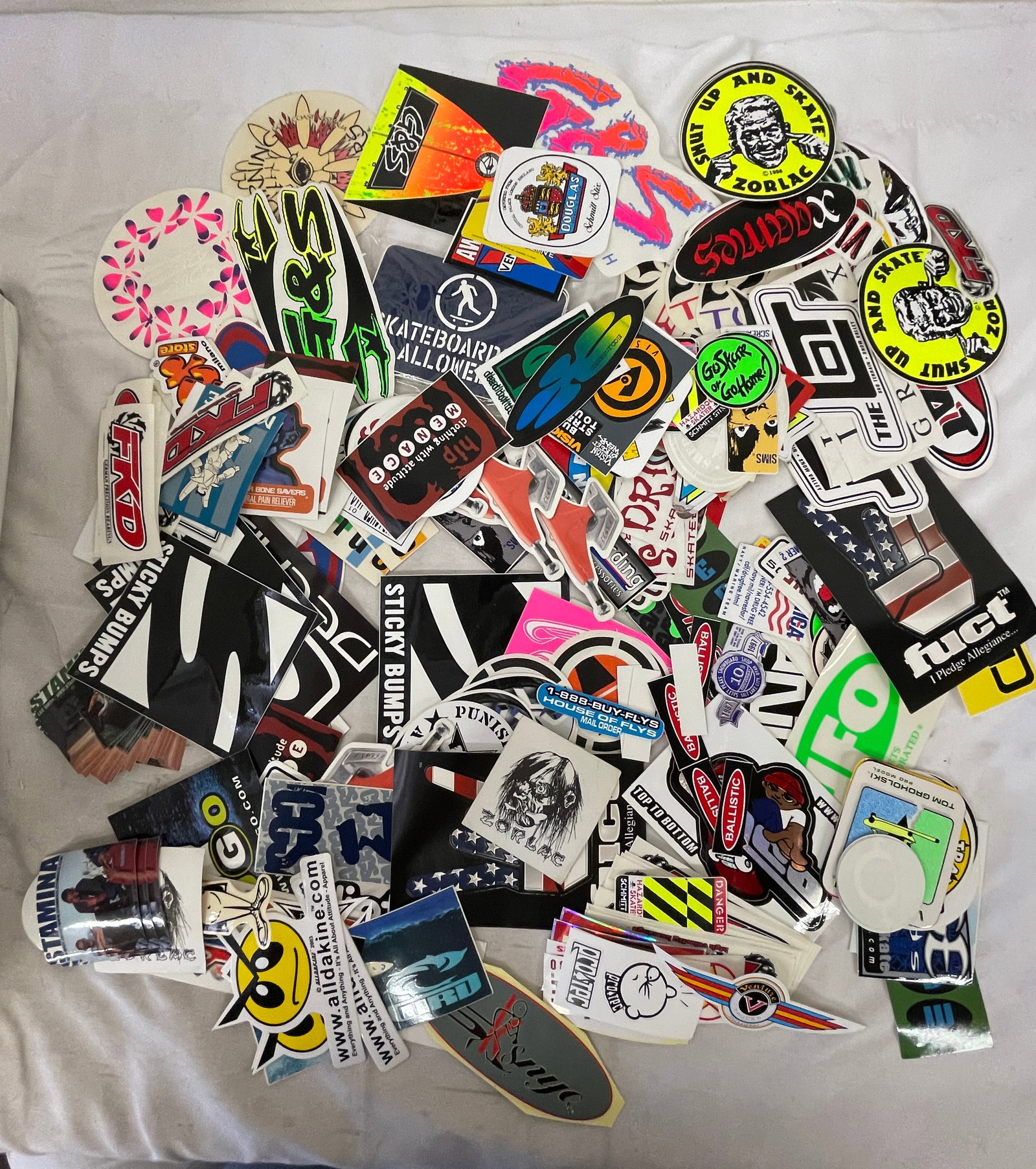 Large Collection 100+ Vintage Skateboard Surf Stickers Zorlac Sticky Bumps FKD (1 of 3)
