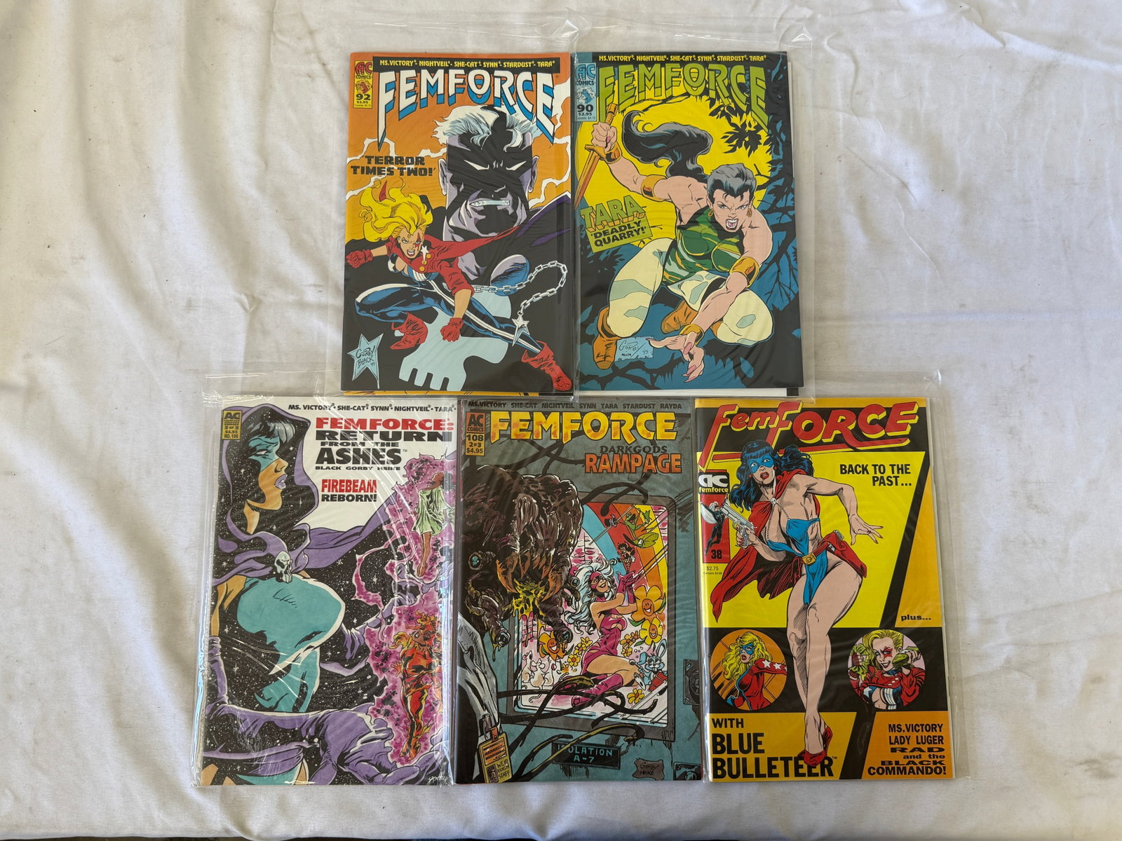 Vintage Comic Book Collection Lot: Vintage Comic Book Collection Lot