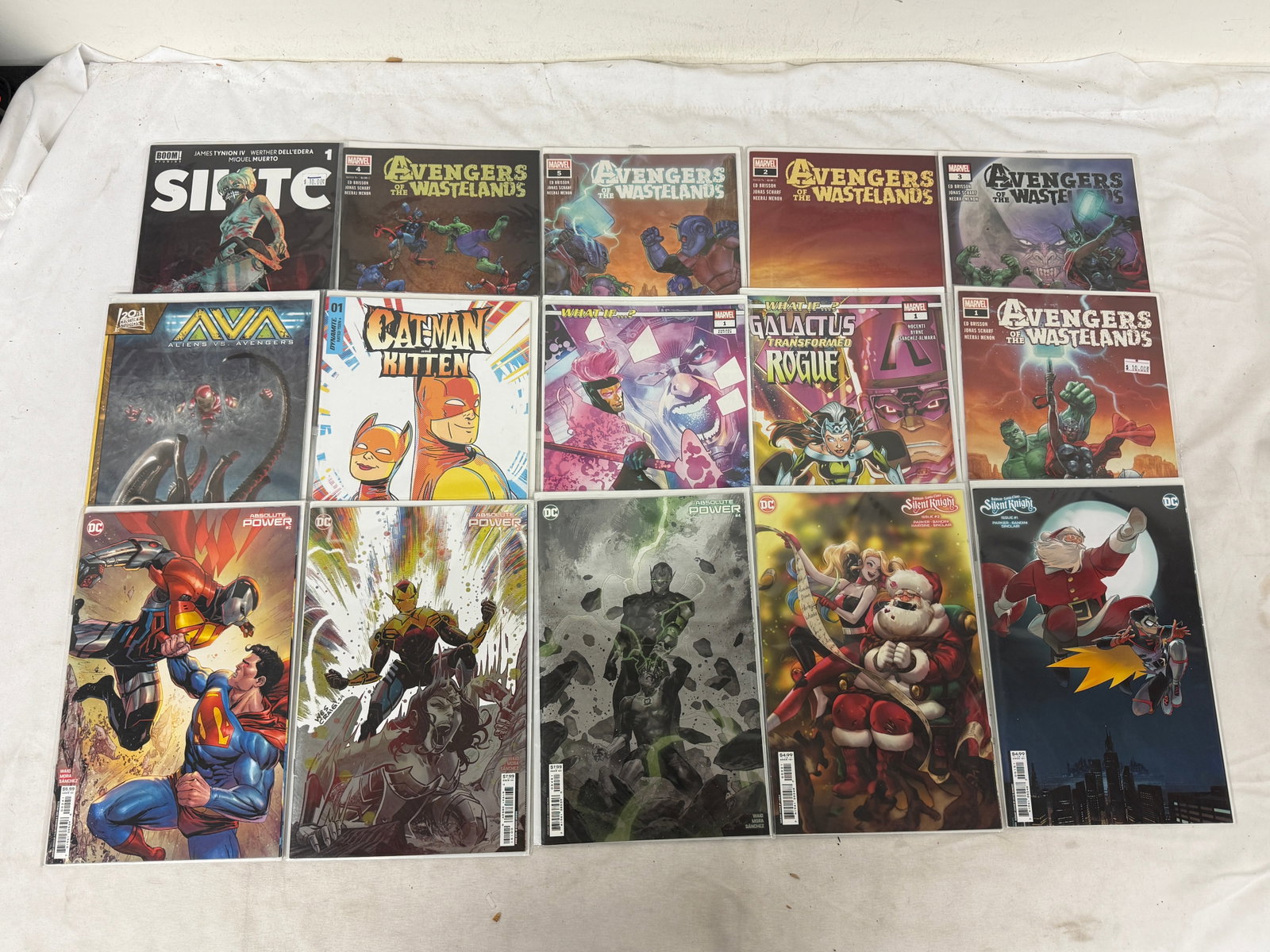 Vintage Comic Book Collection Lot: Vintage Comic Book Collection Lot