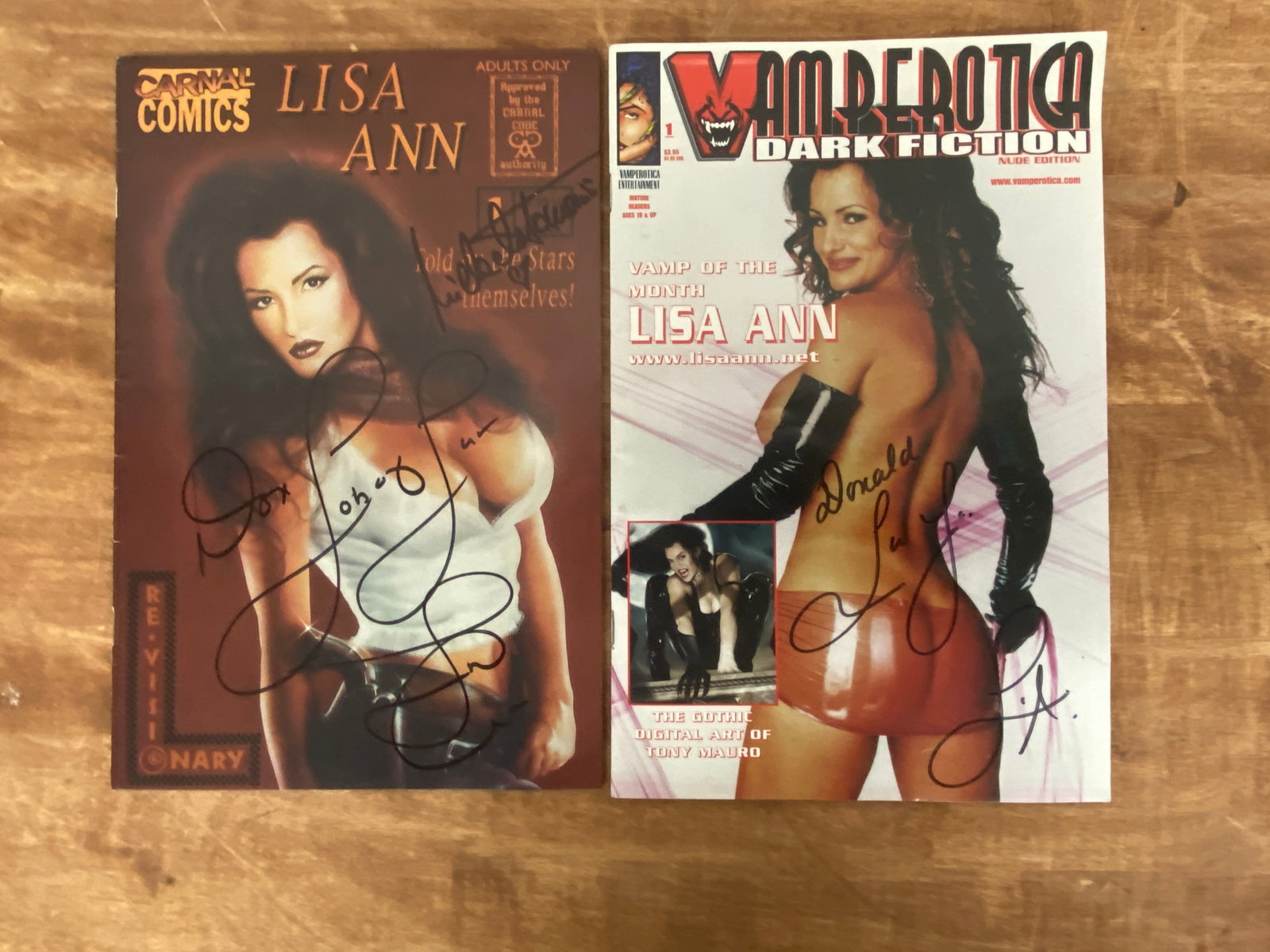 Lisa Ann Signed Carnal Comics & Vamperotica Dark Fiction #1 Adult Comic Books: Lisa Ann Signed Carnal Comics & Vamperotica Dark Fiction #1 Adult Comic Books