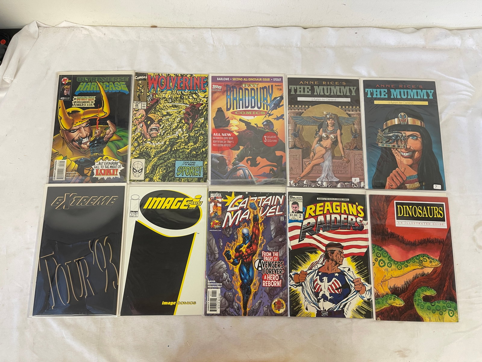 Vintage Comic Book Collection Lot: Vintage Comic Book Collection Lot