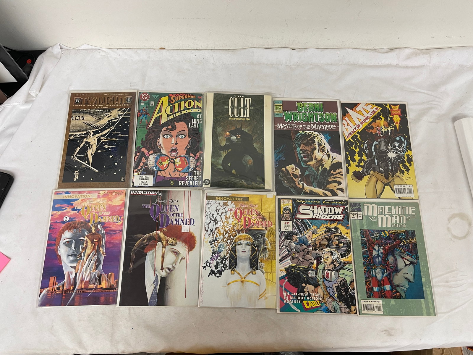 Vintage Comic Book Collection Lot: Vintage Comic Book Collection Lot
